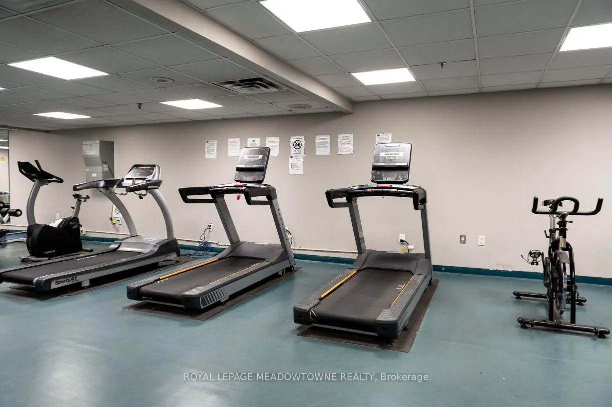 2155 Burnhamthorpe Road W, #902