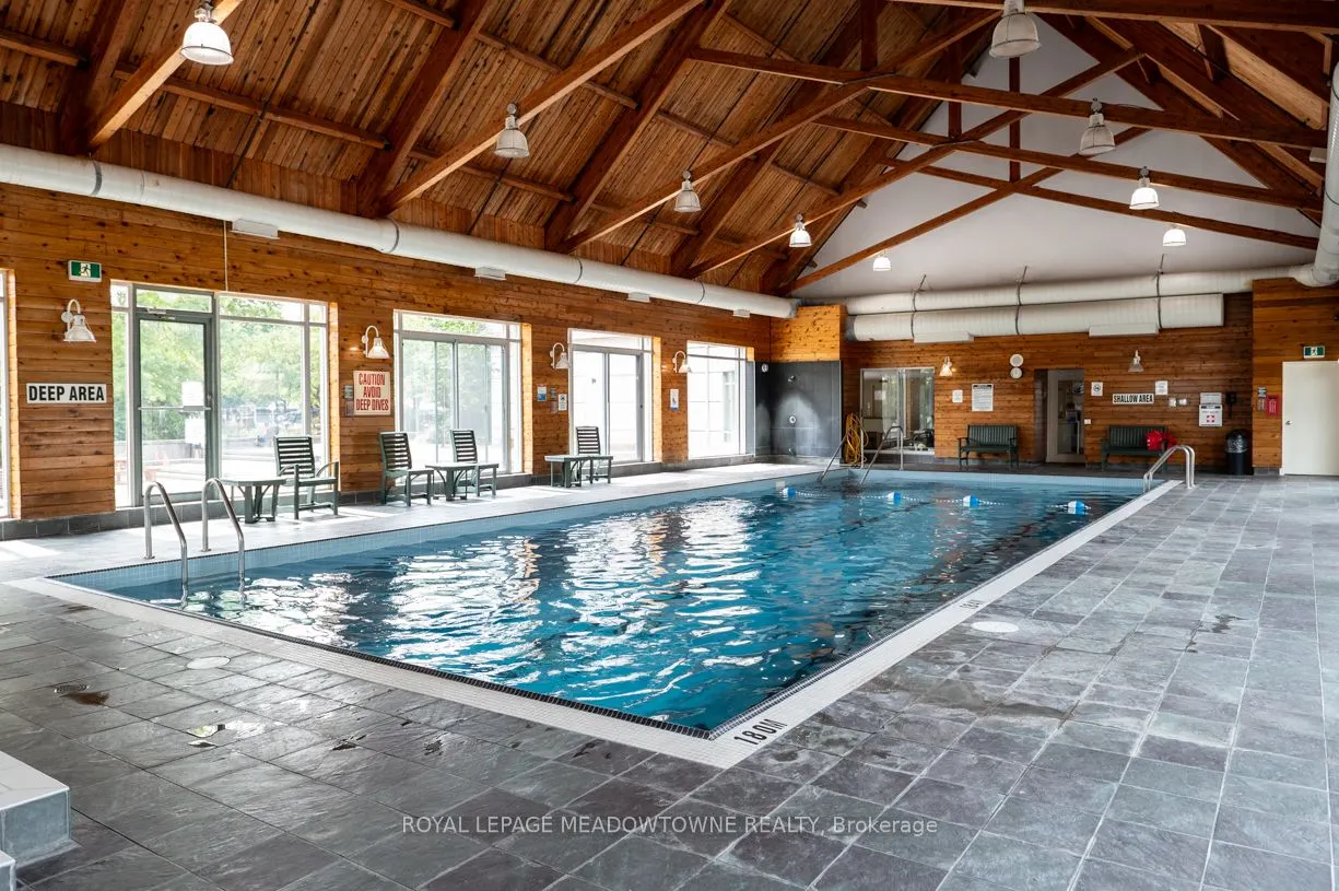 2155 Burnhamthorpe Road W, #902