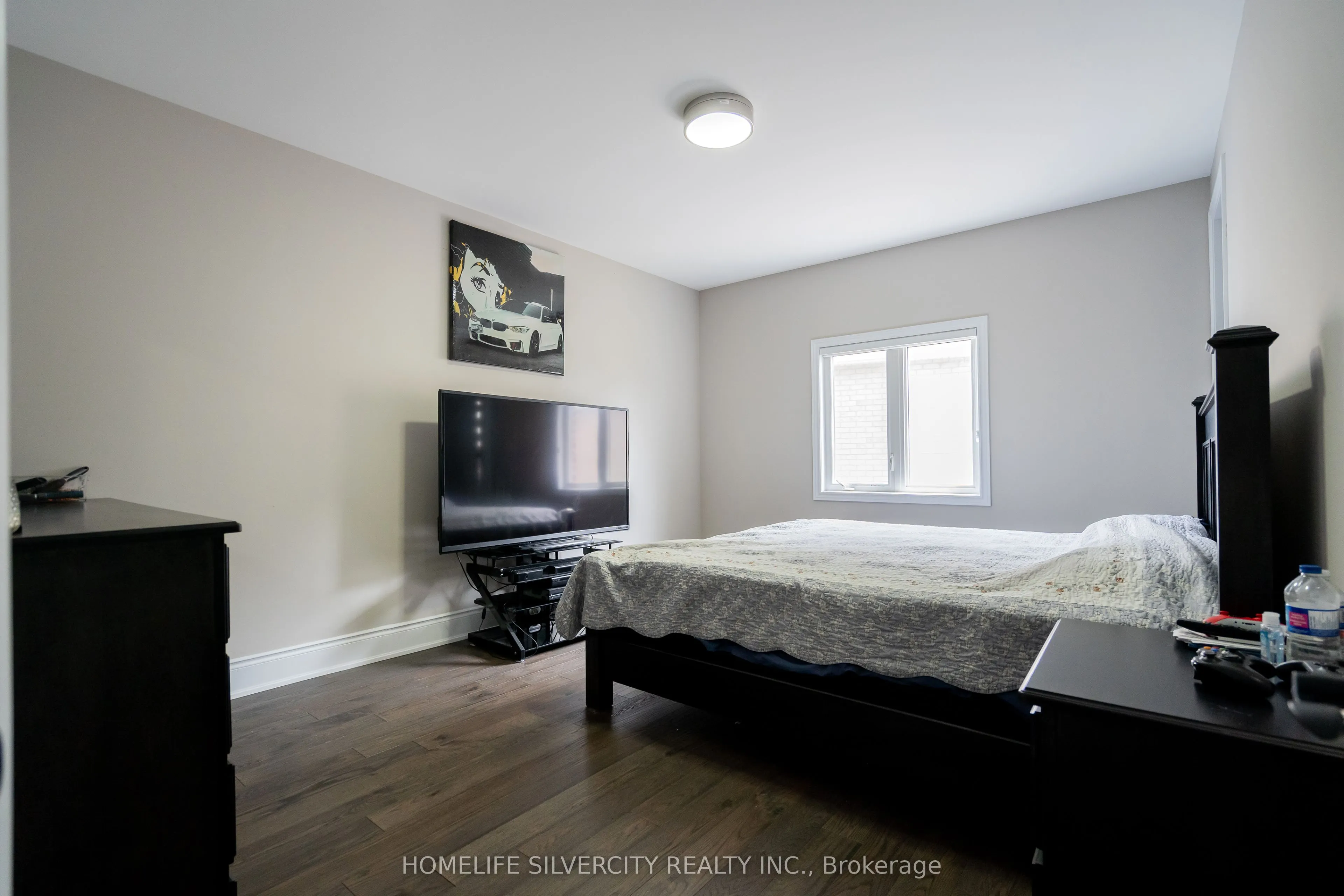 15 Moonstruck Street NE