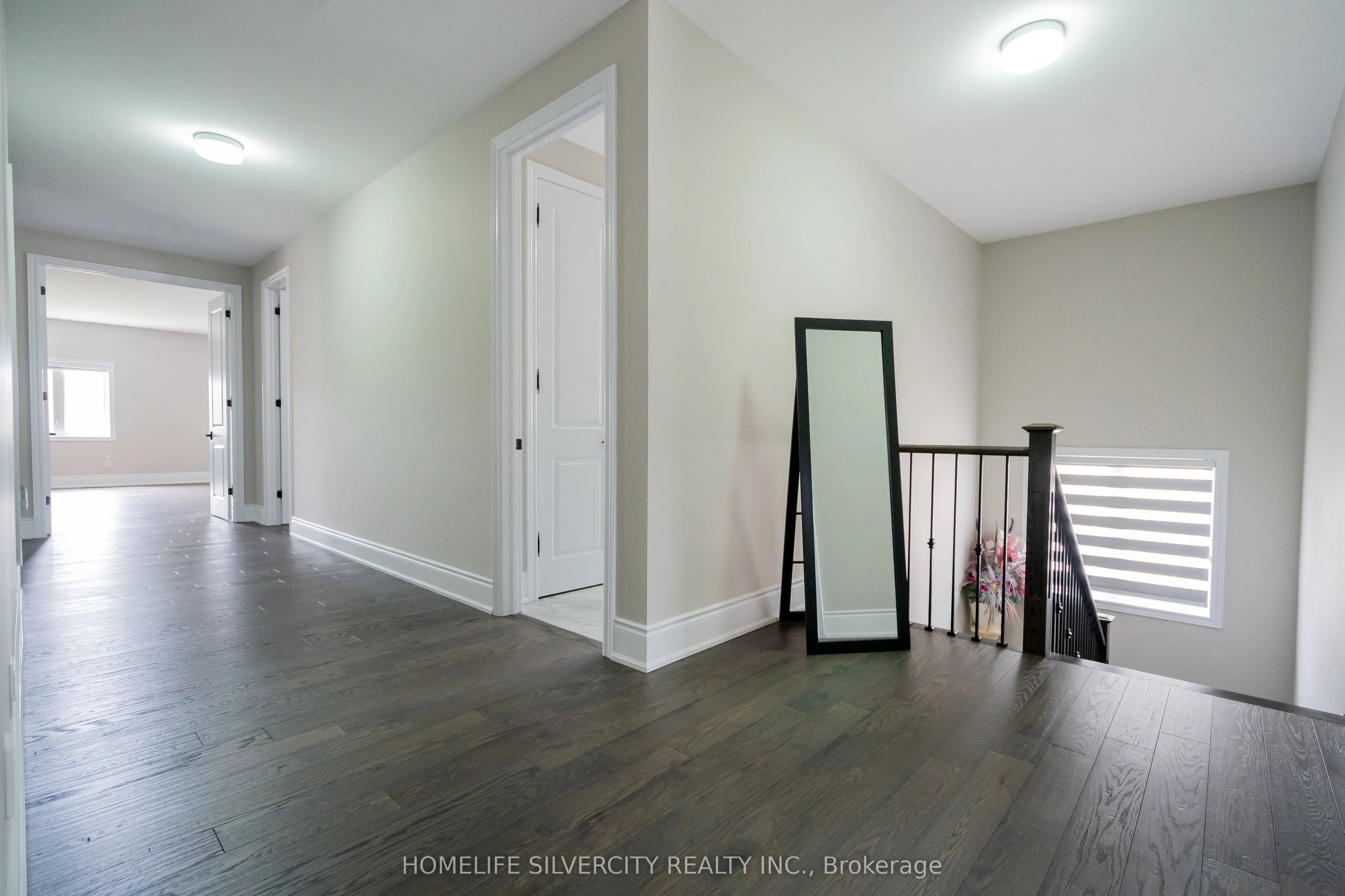 15 Moonstruck Street NE