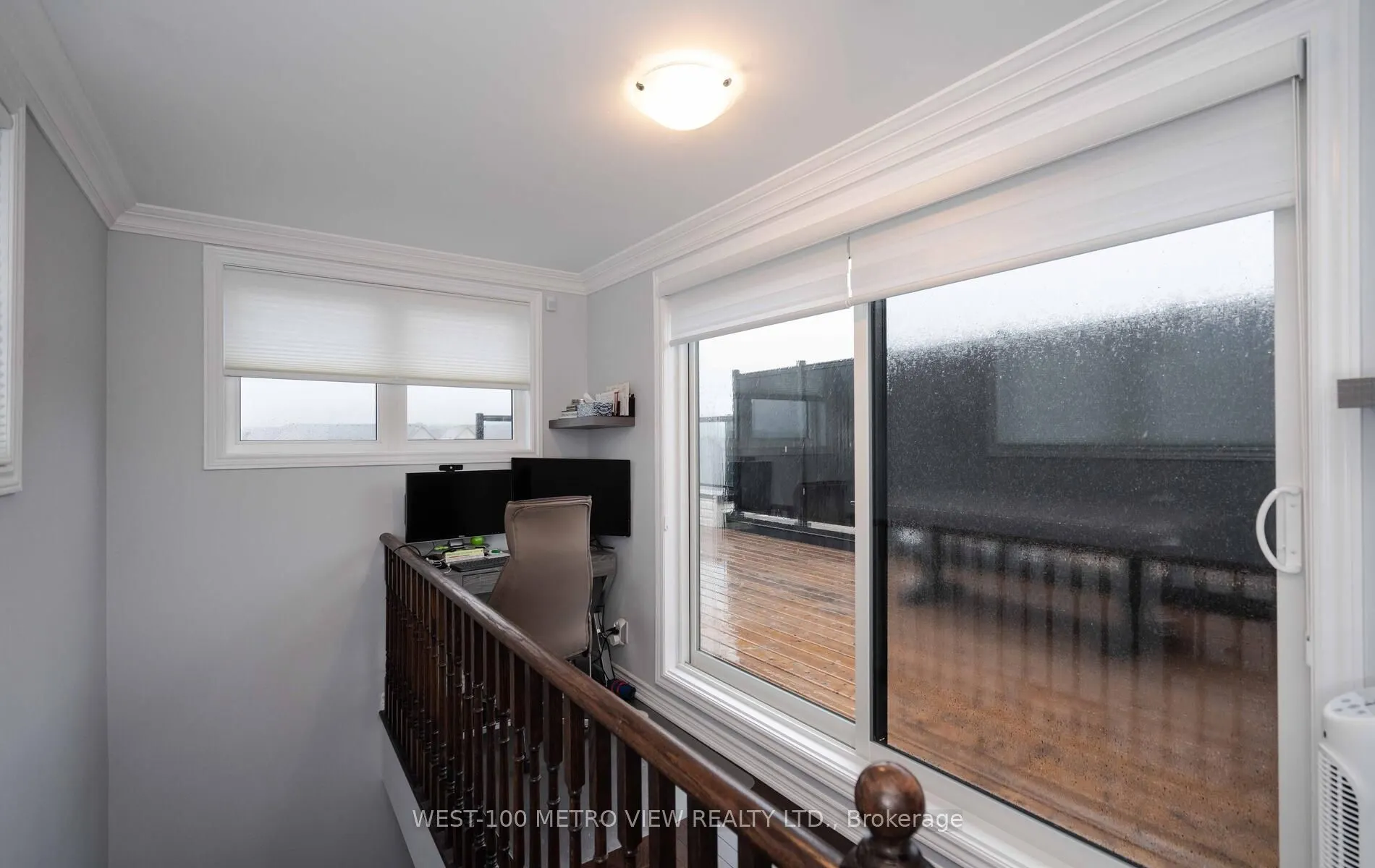 406 Athabasca Common