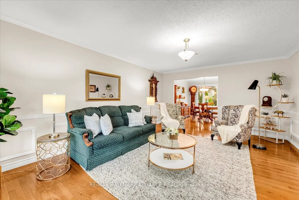 26 Lockton Crescent