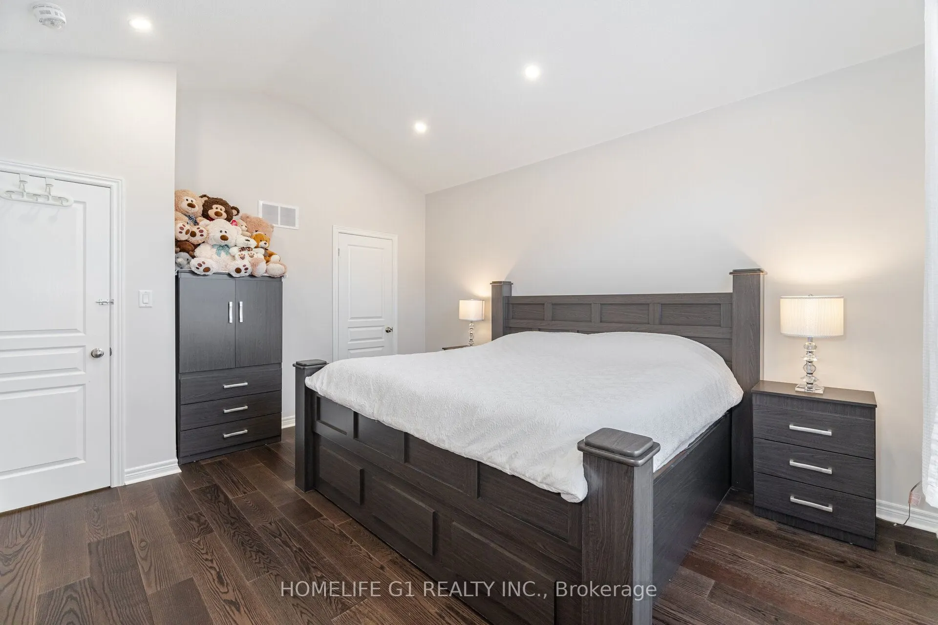 82 Truro Circle