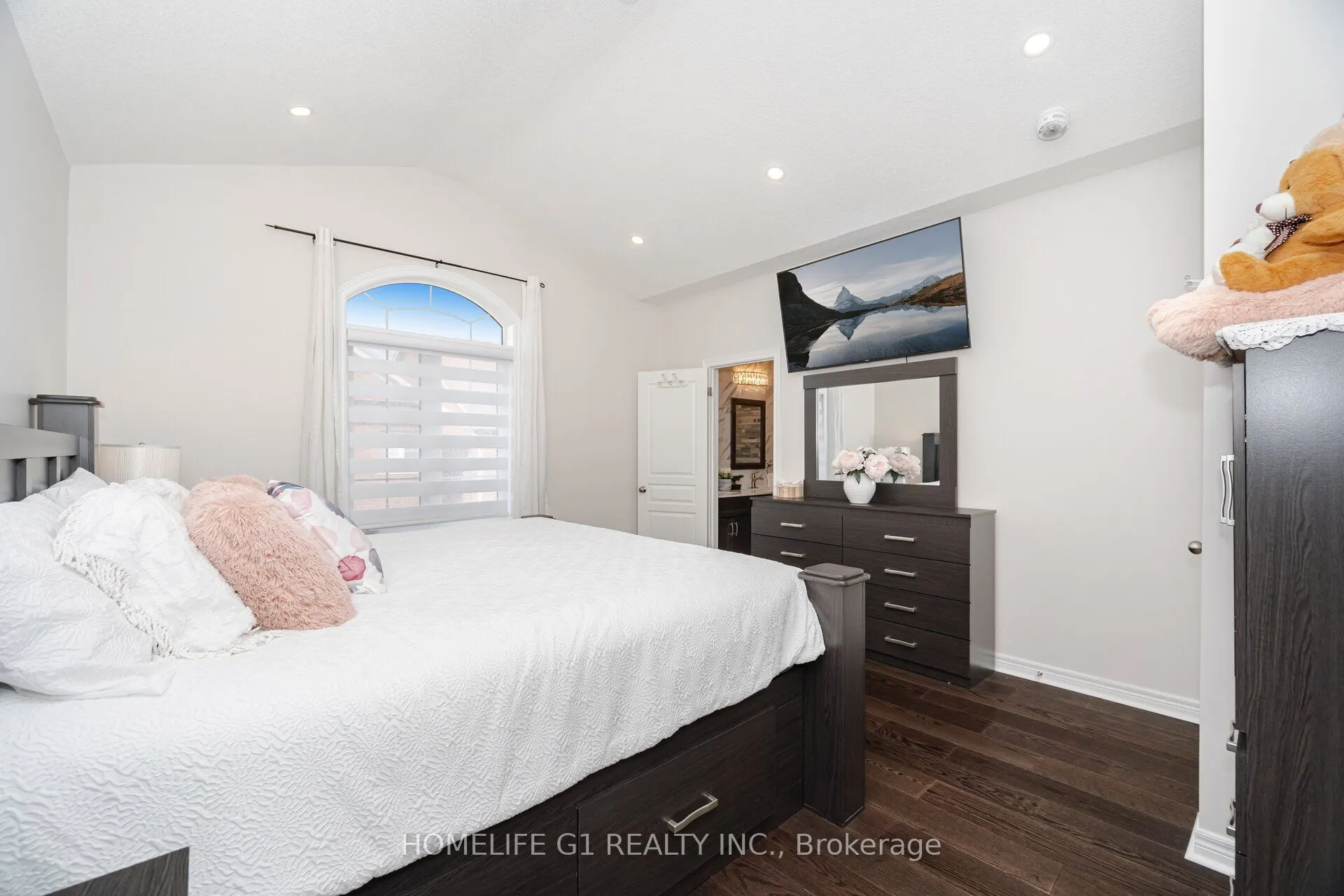 82 Truro Circle