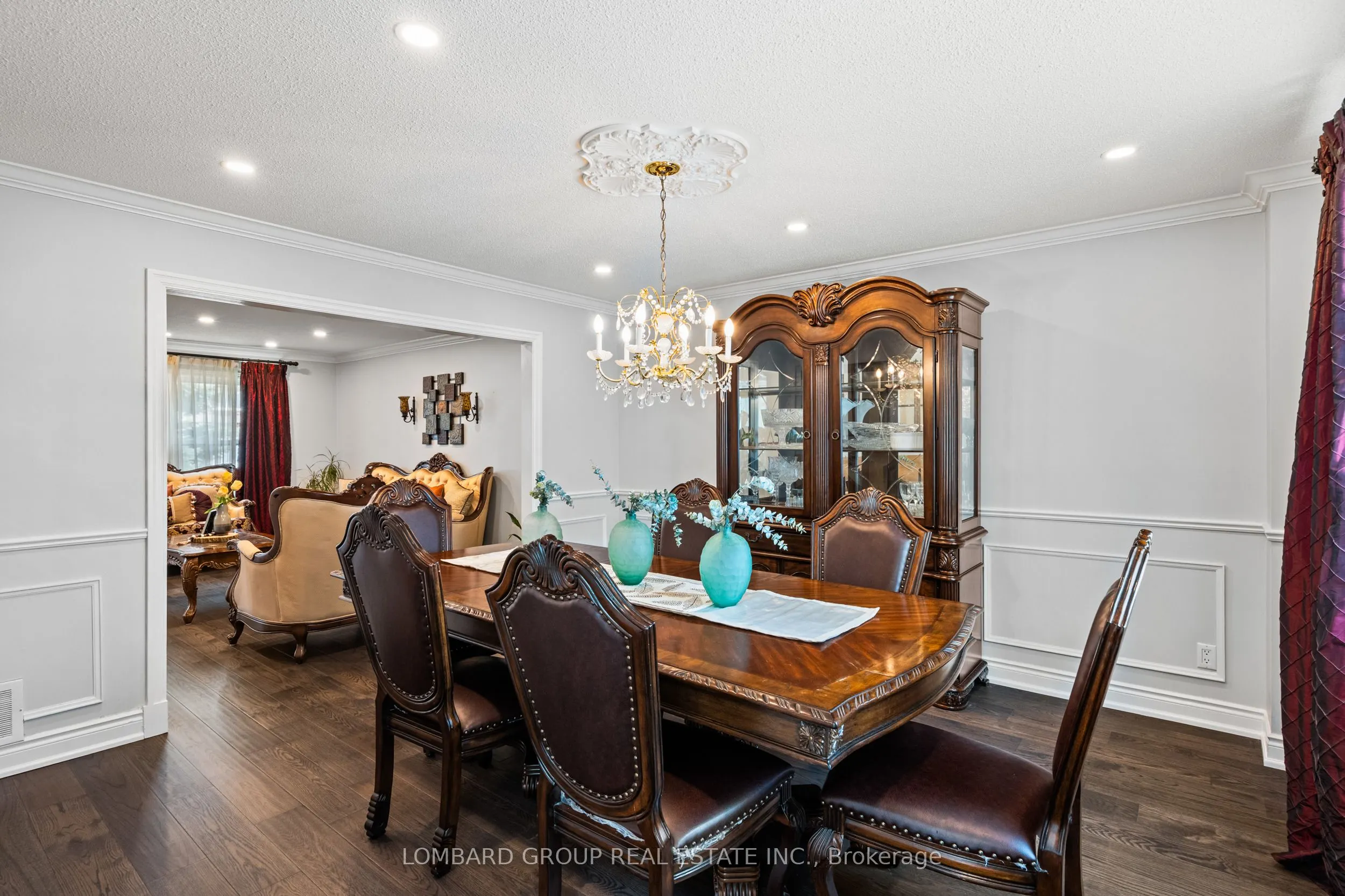 10 Whitmore Court