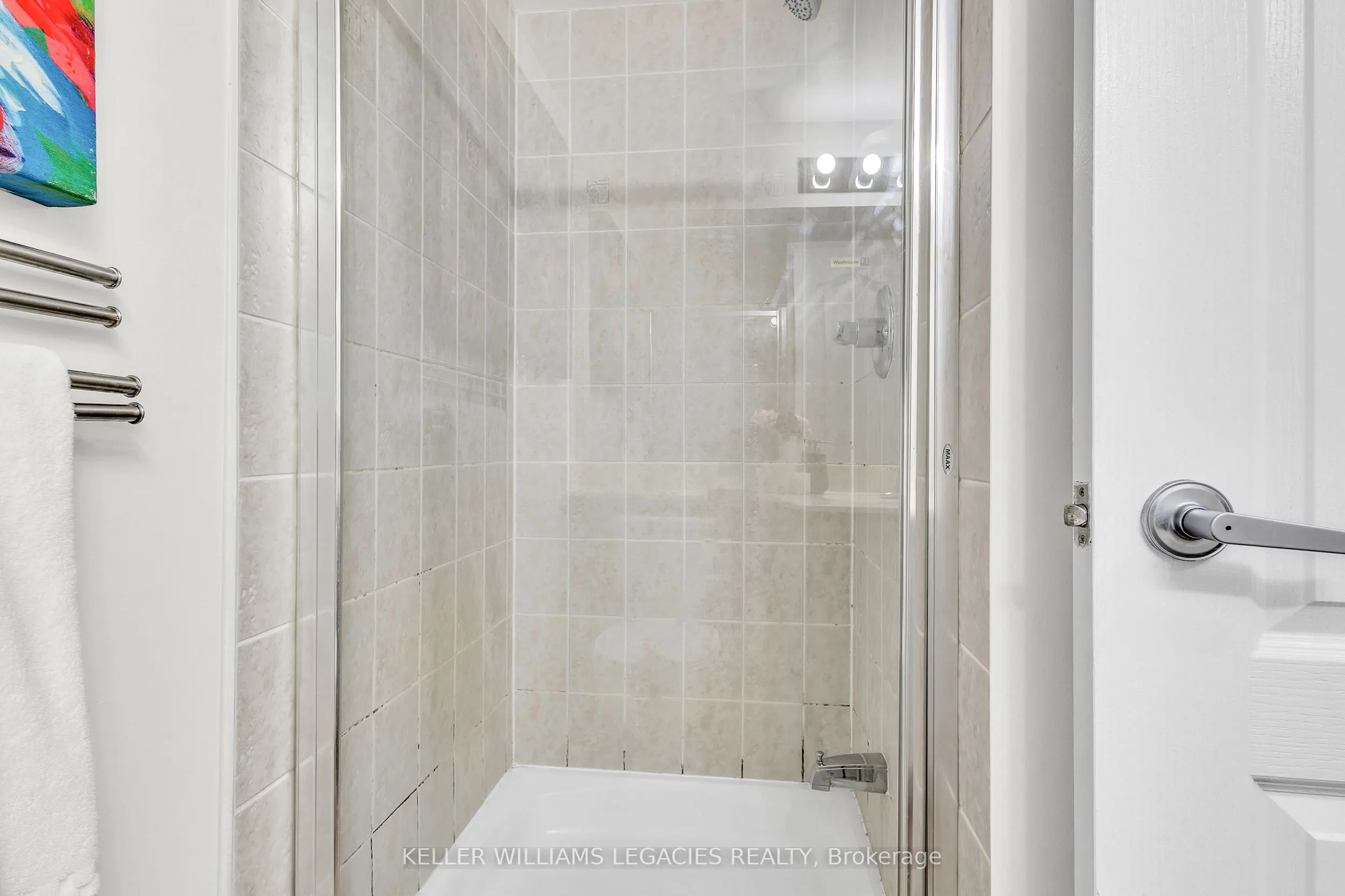 33 Elm Drive W, #2013