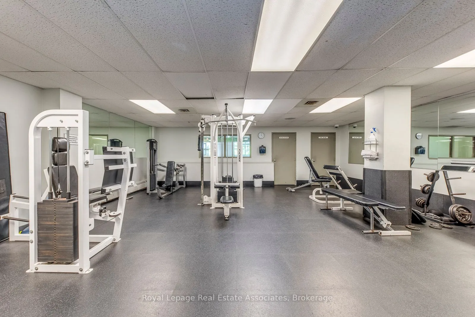 1535 Lakeshore Road E, #308