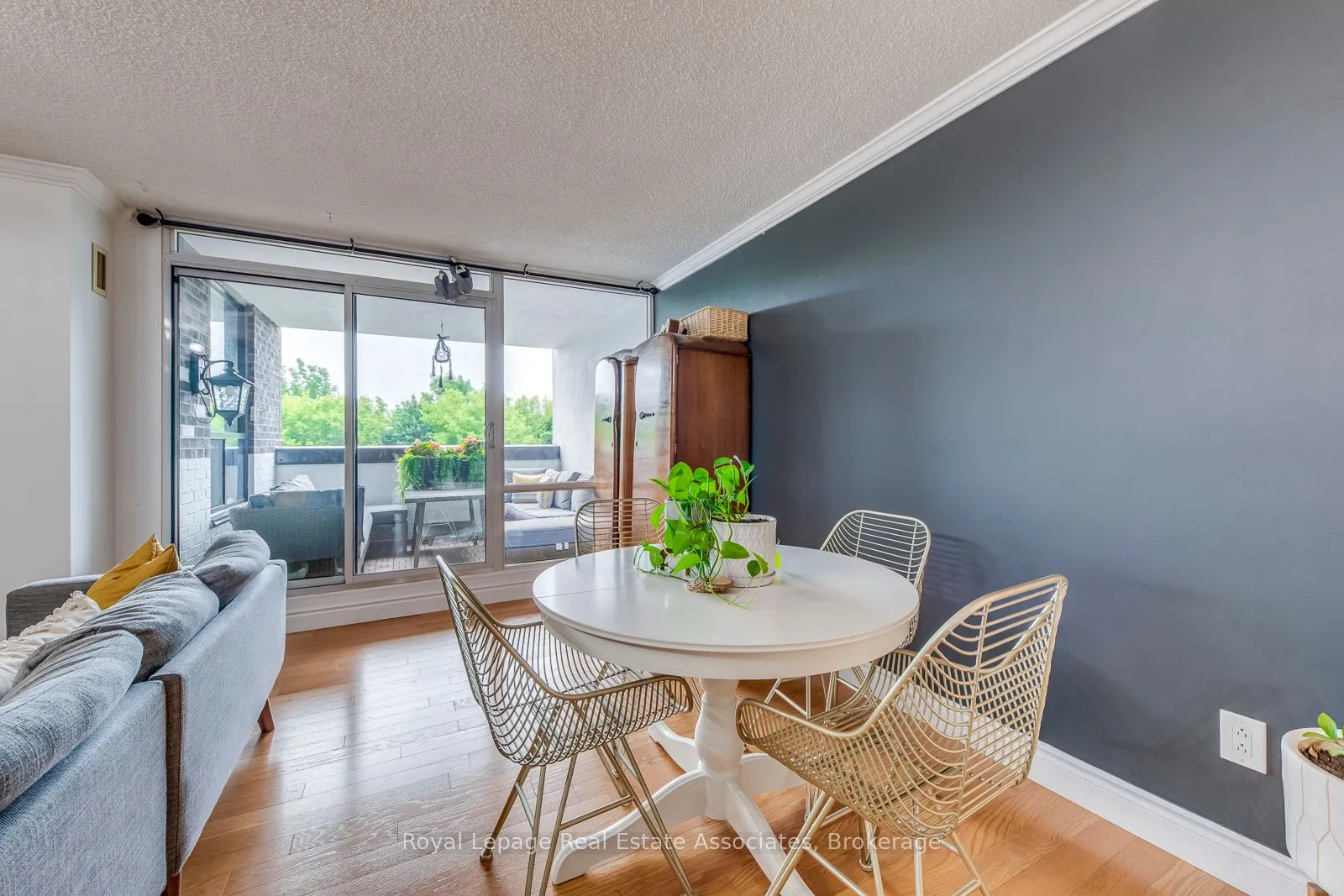 1535 Lakeshore Road E, #308