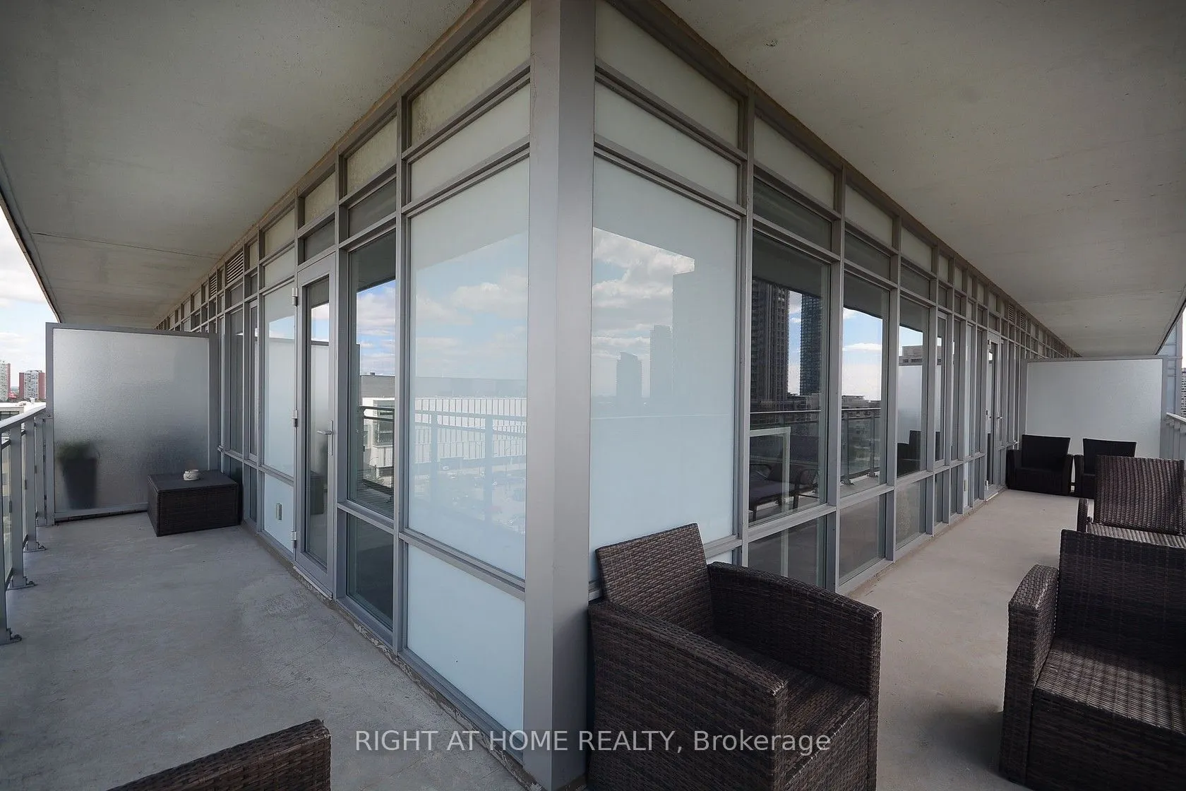 360 Square One Drive, #808