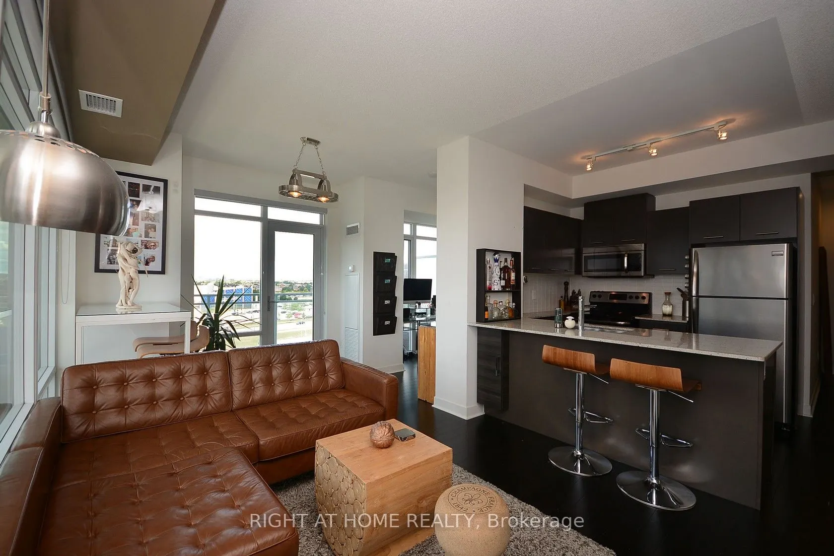 360 Square One Drive, #808