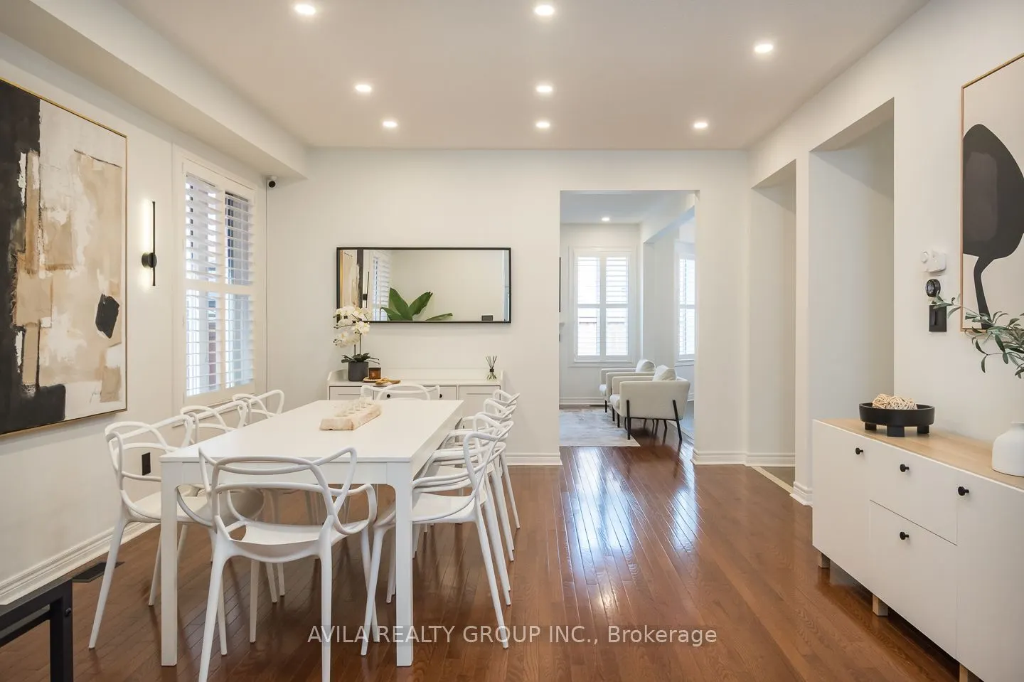 319 Bessborough Drive