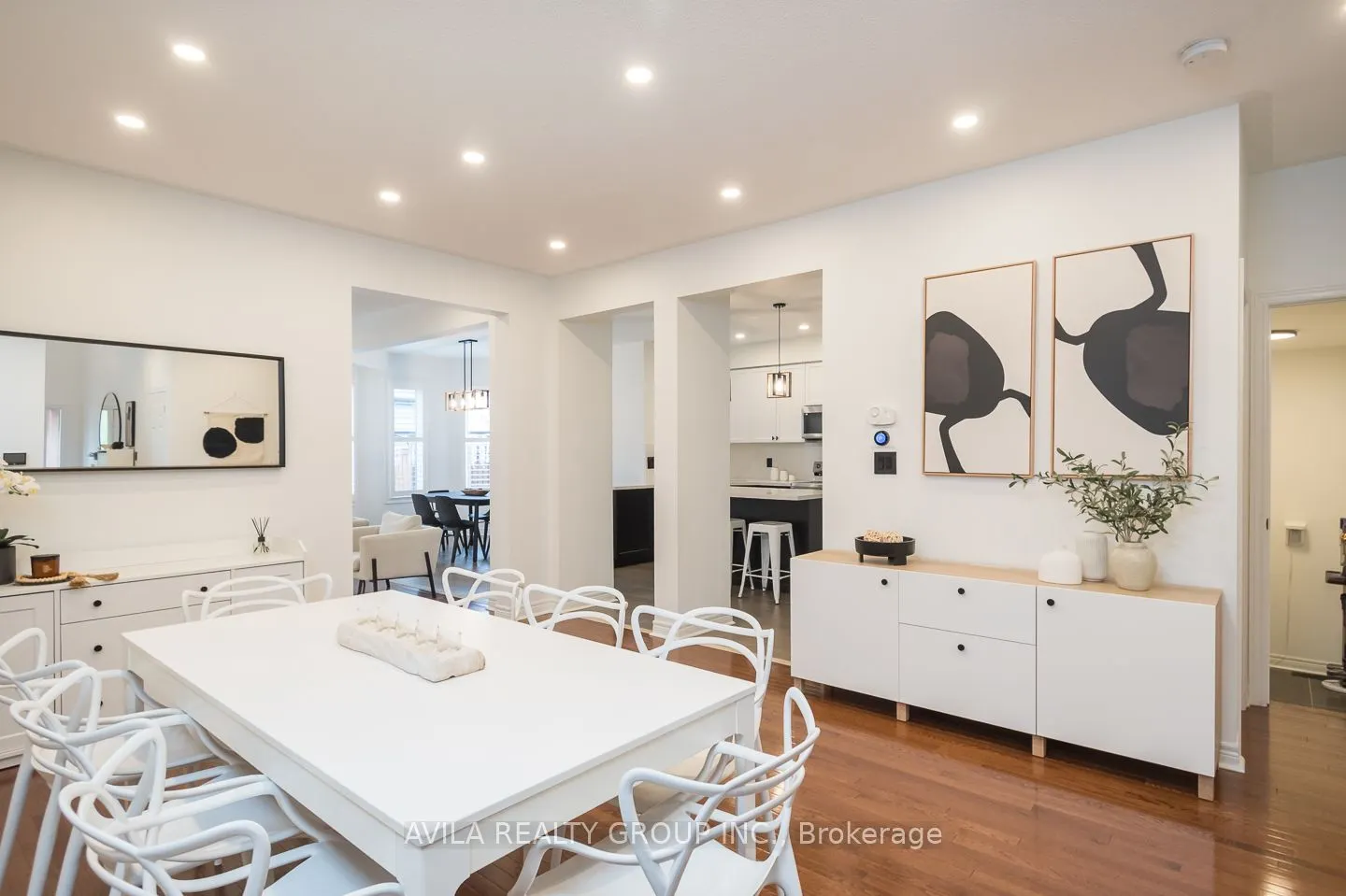 319 Bessborough Drive