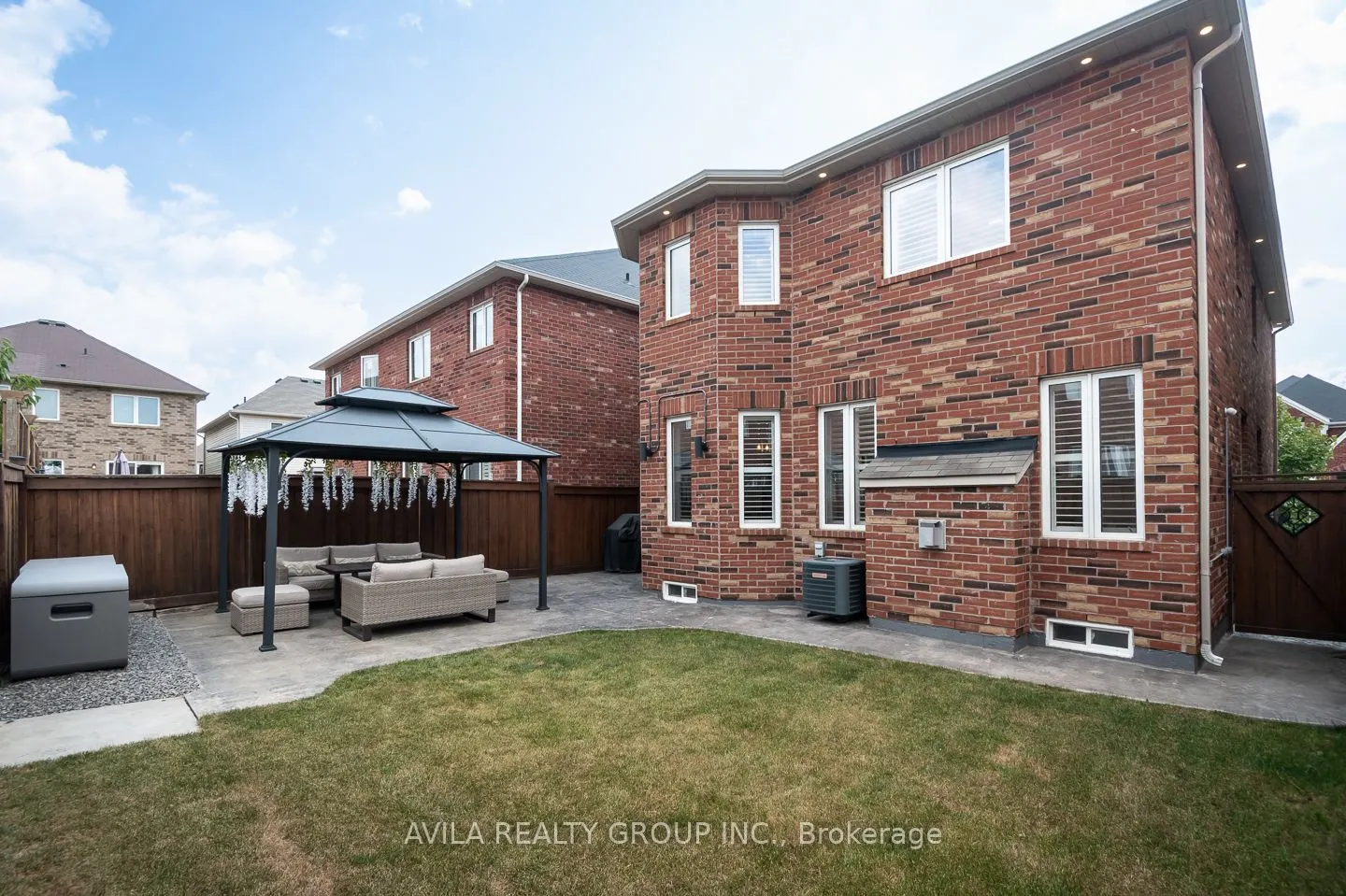 319 Bessborough Drive
