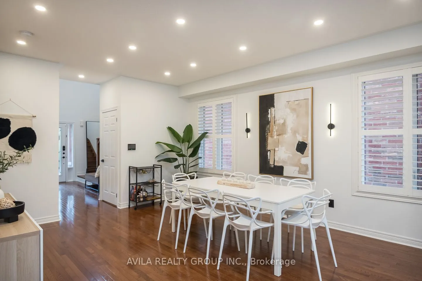 319 Bessborough Drive
