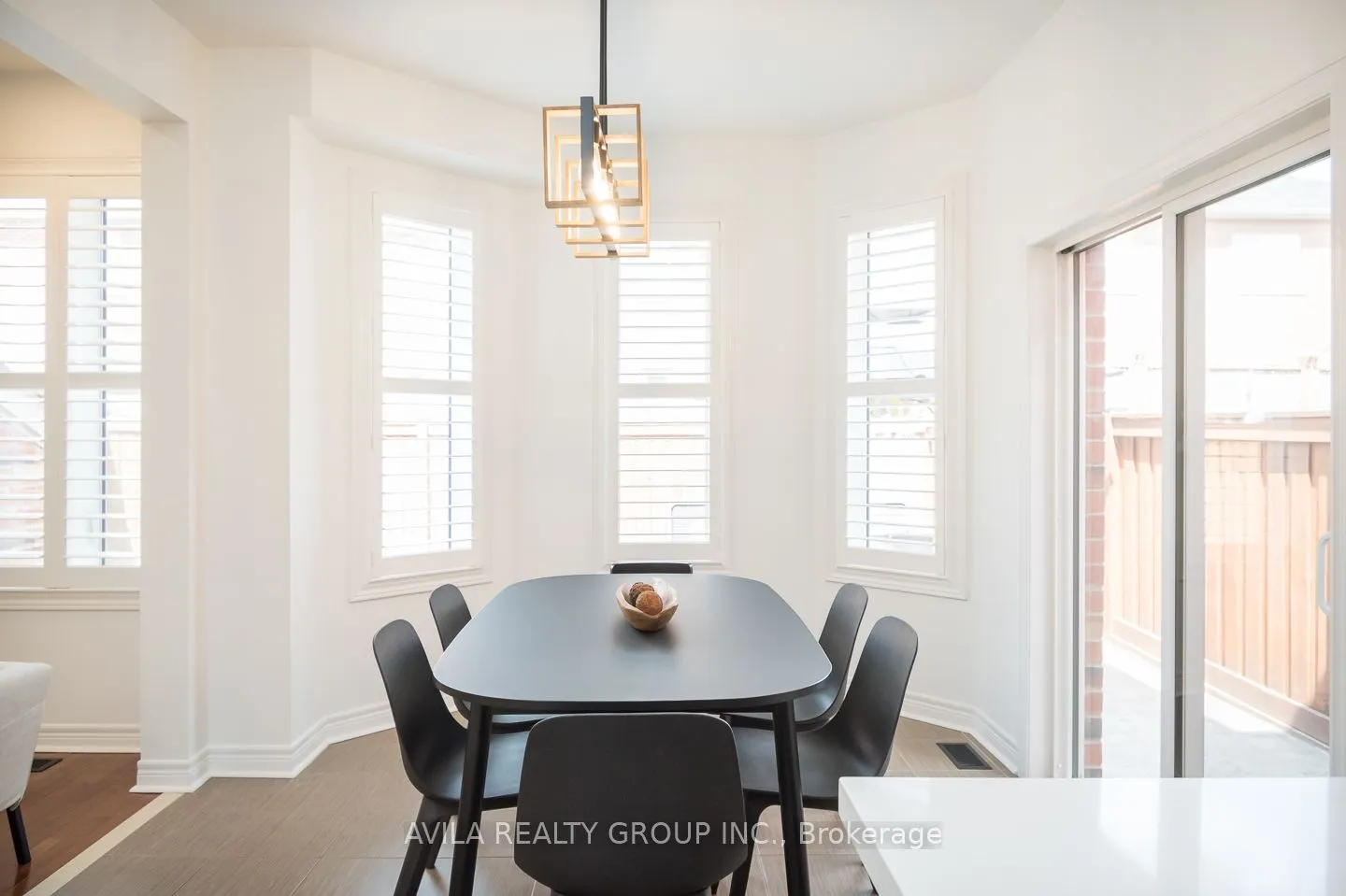 319 Bessborough Drive