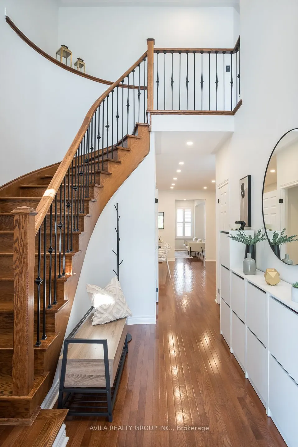 319 Bessborough Drive
