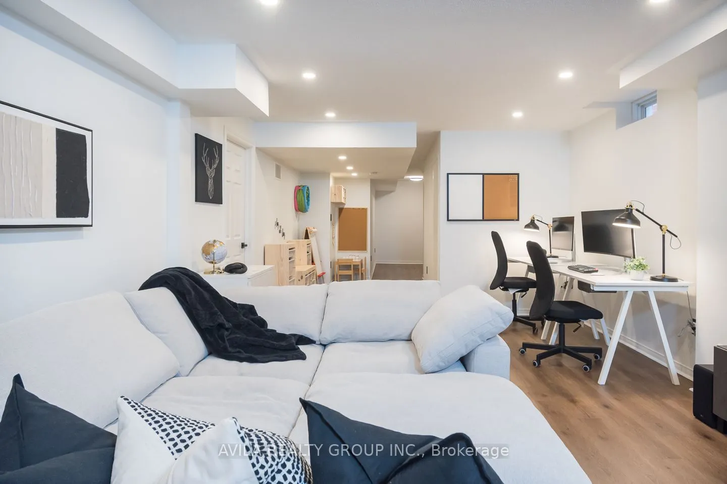 319 Bessborough Drive