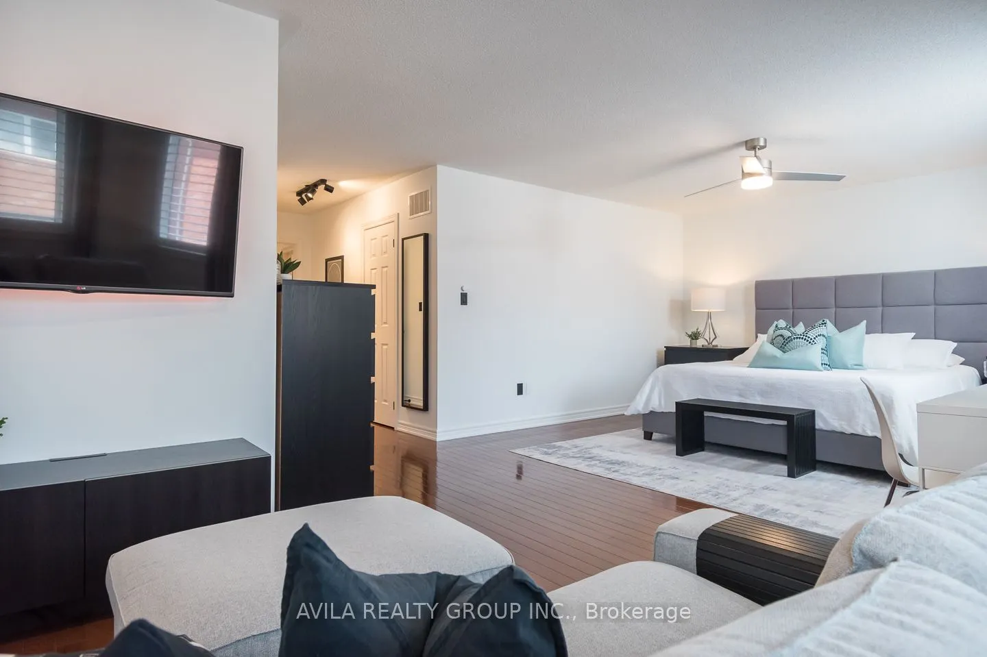 319 Bessborough Drive