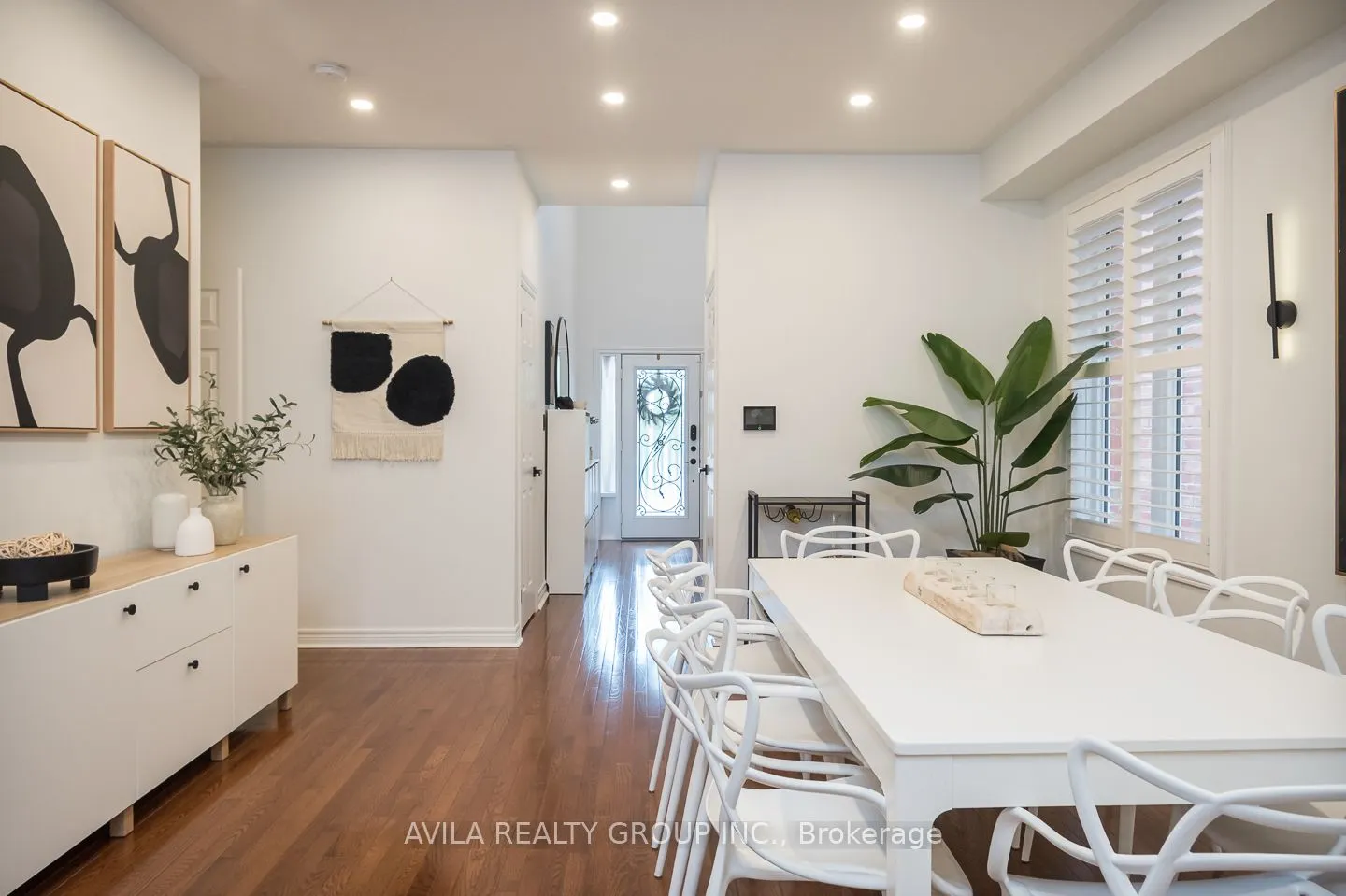 319 Bessborough Drive