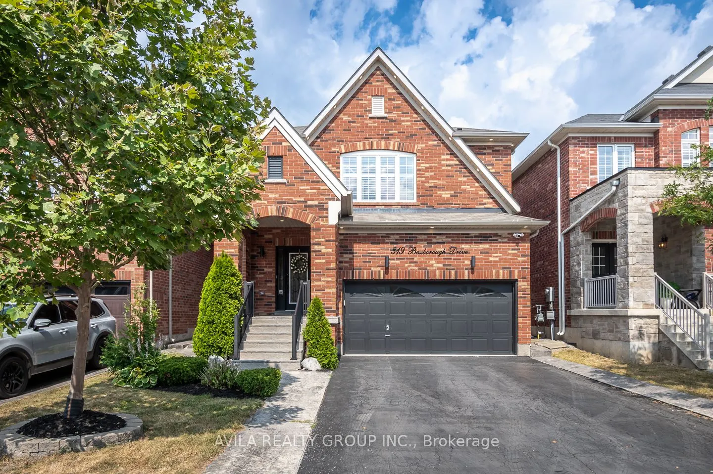 319 Bessborough Drive