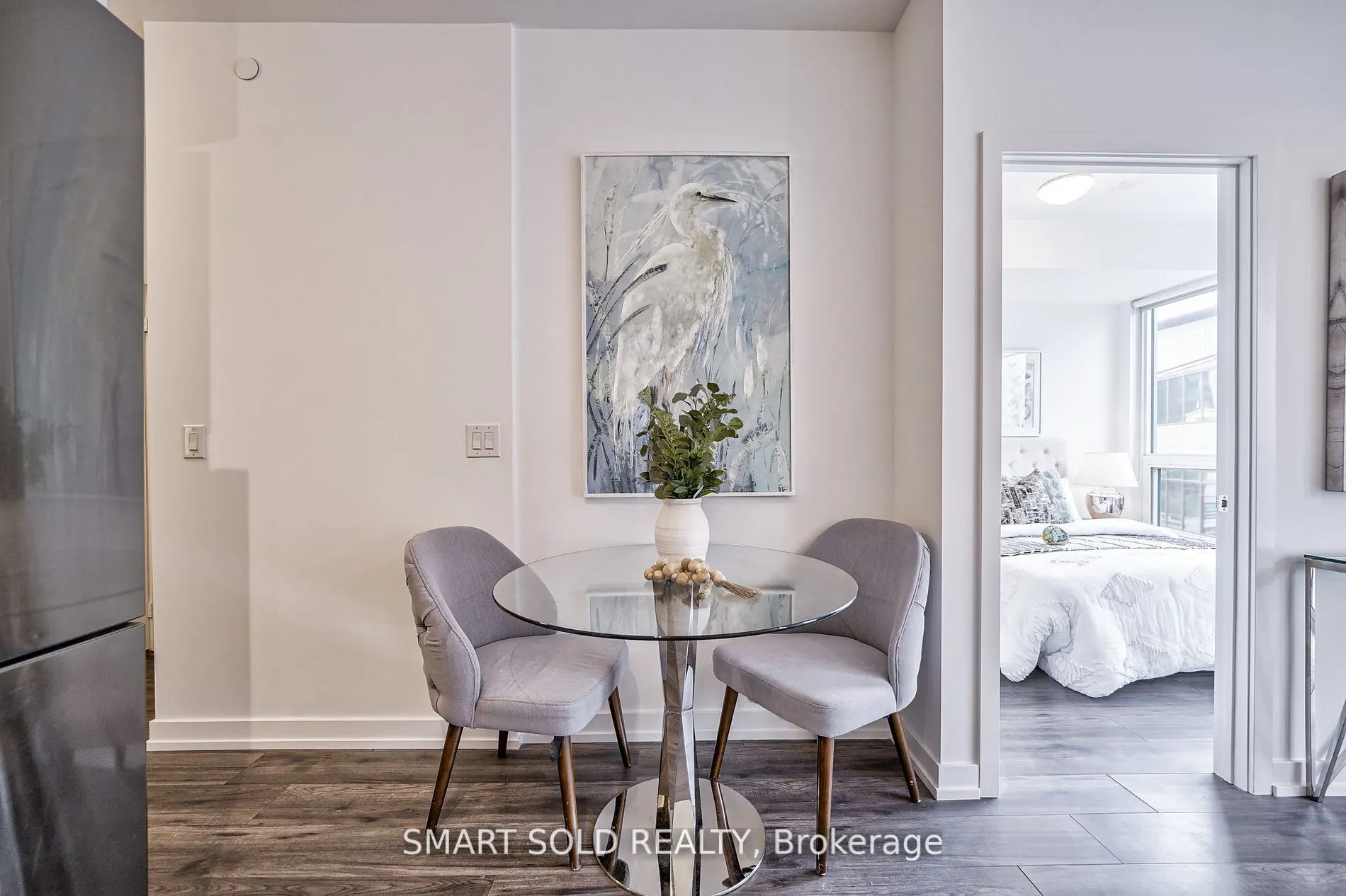 10 De Boers Drive, #302