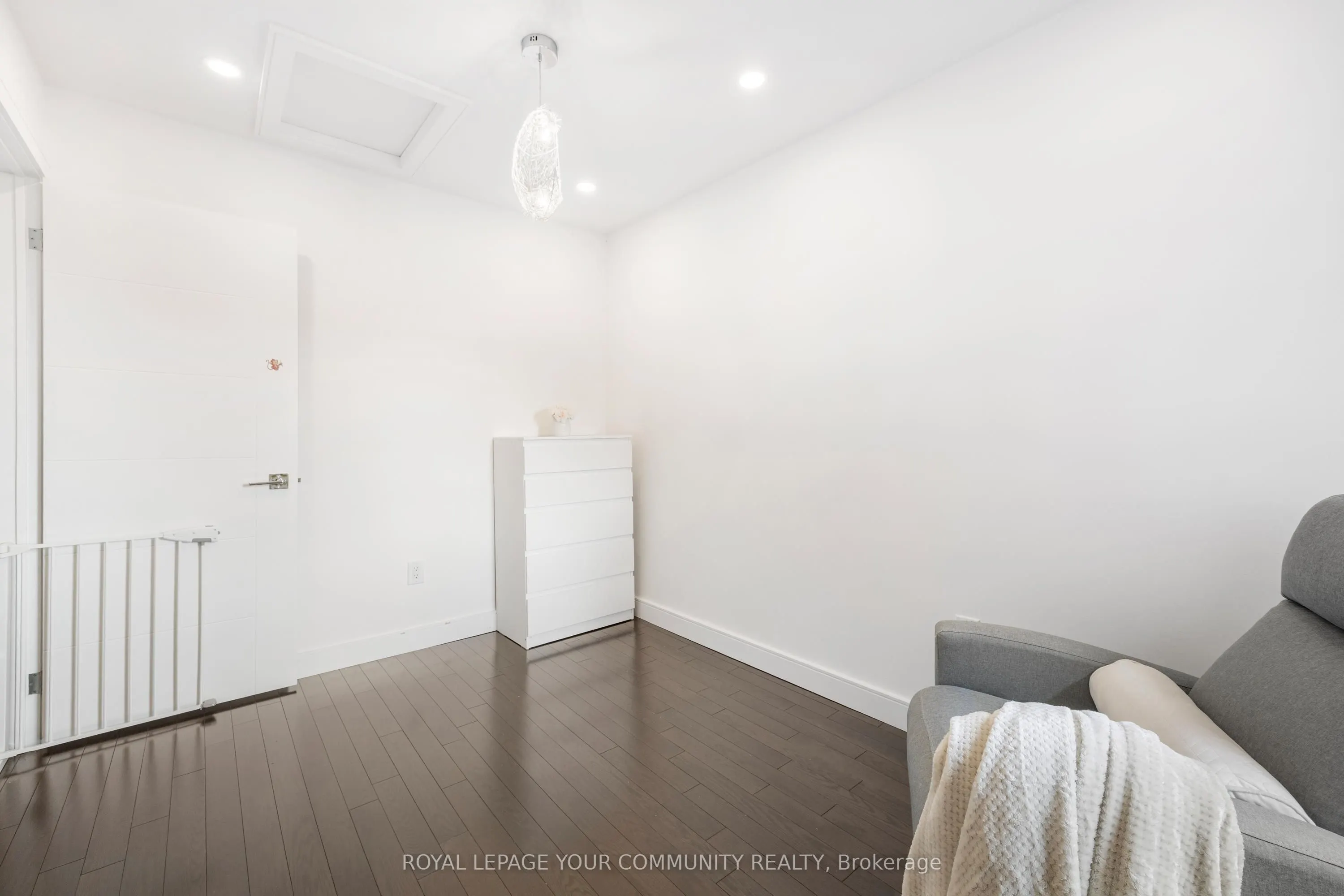 3020 Cedarglen Gate, #17