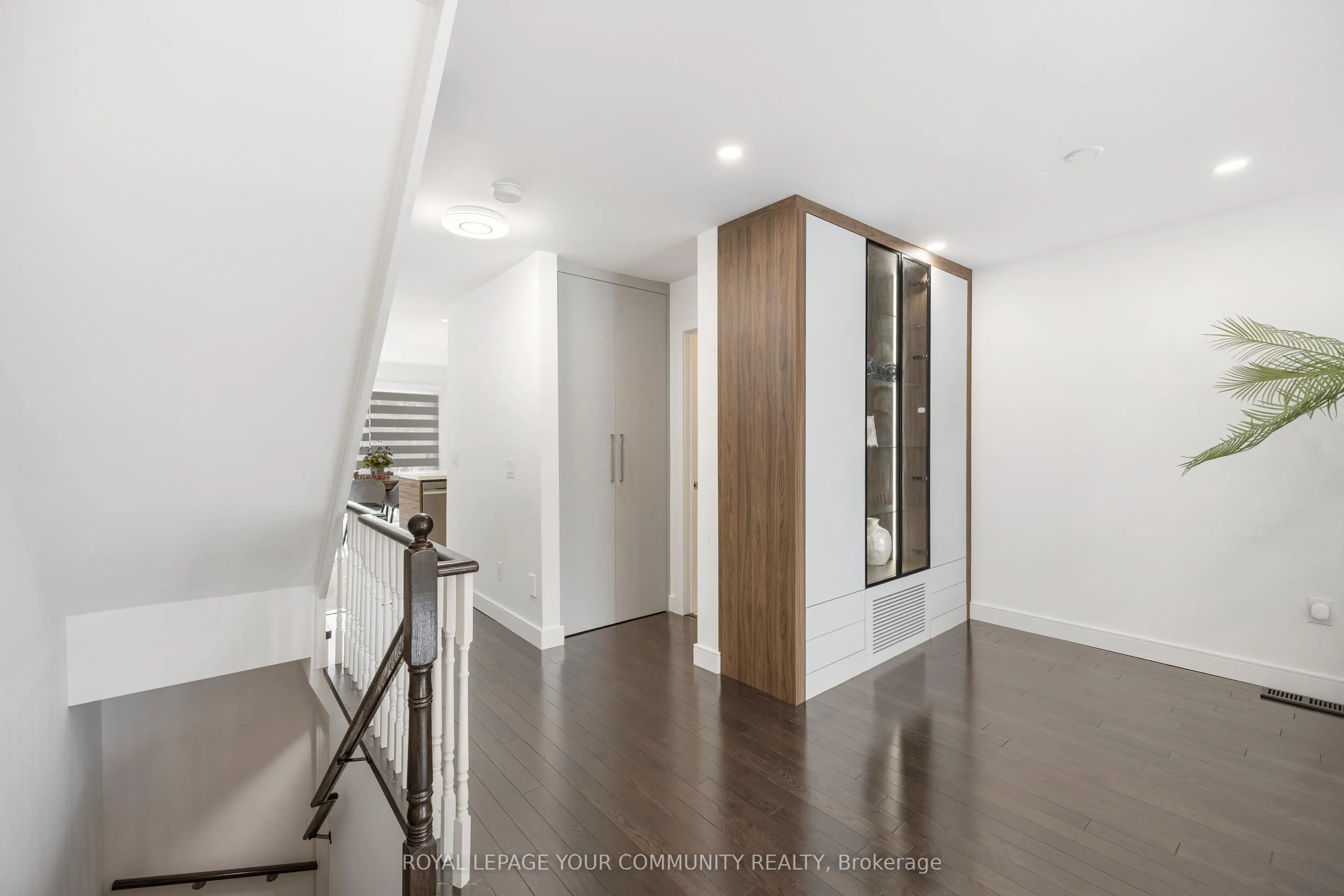 3020 Cedarglen Gate, #17