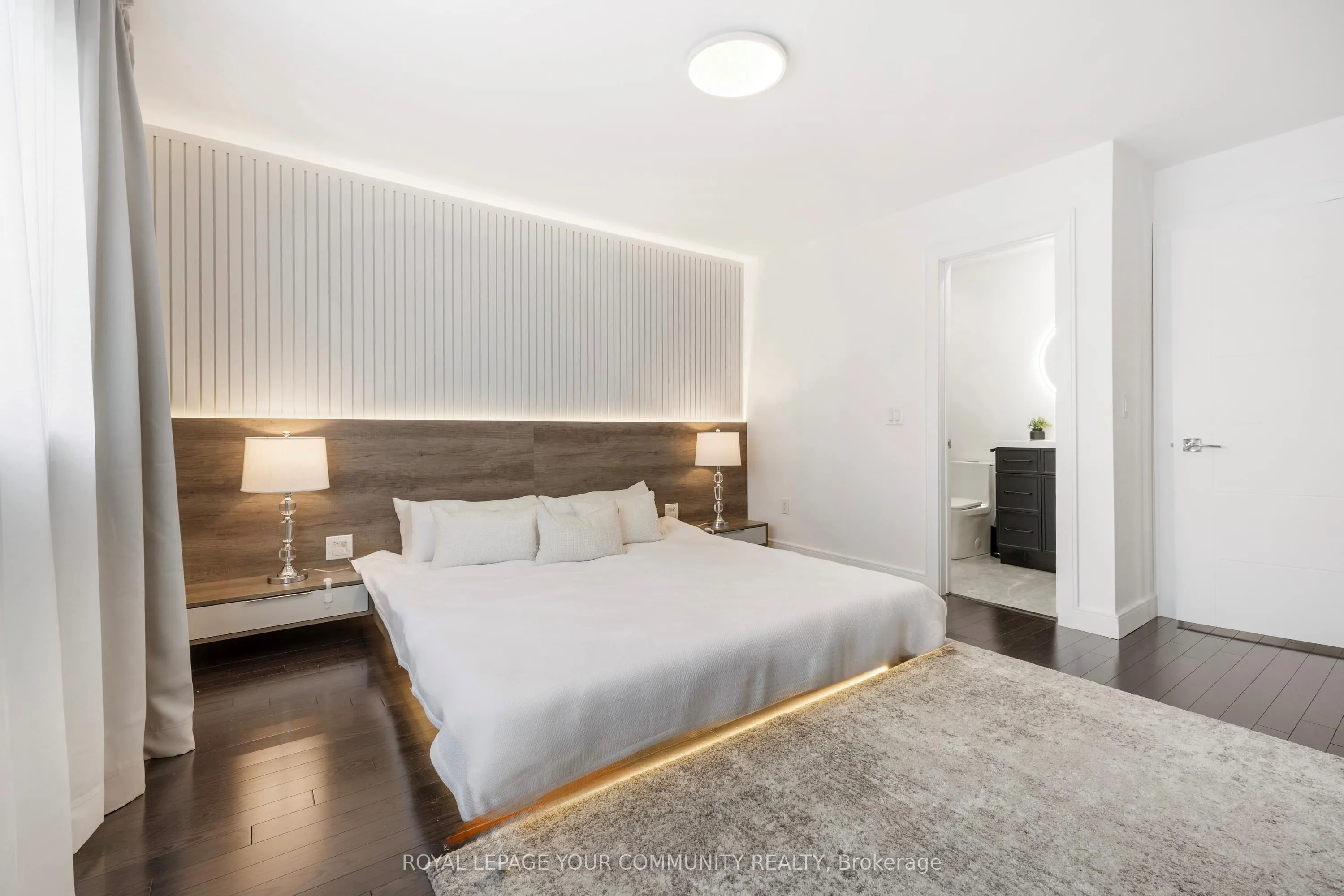 3020 Cedarglen Gate, #17