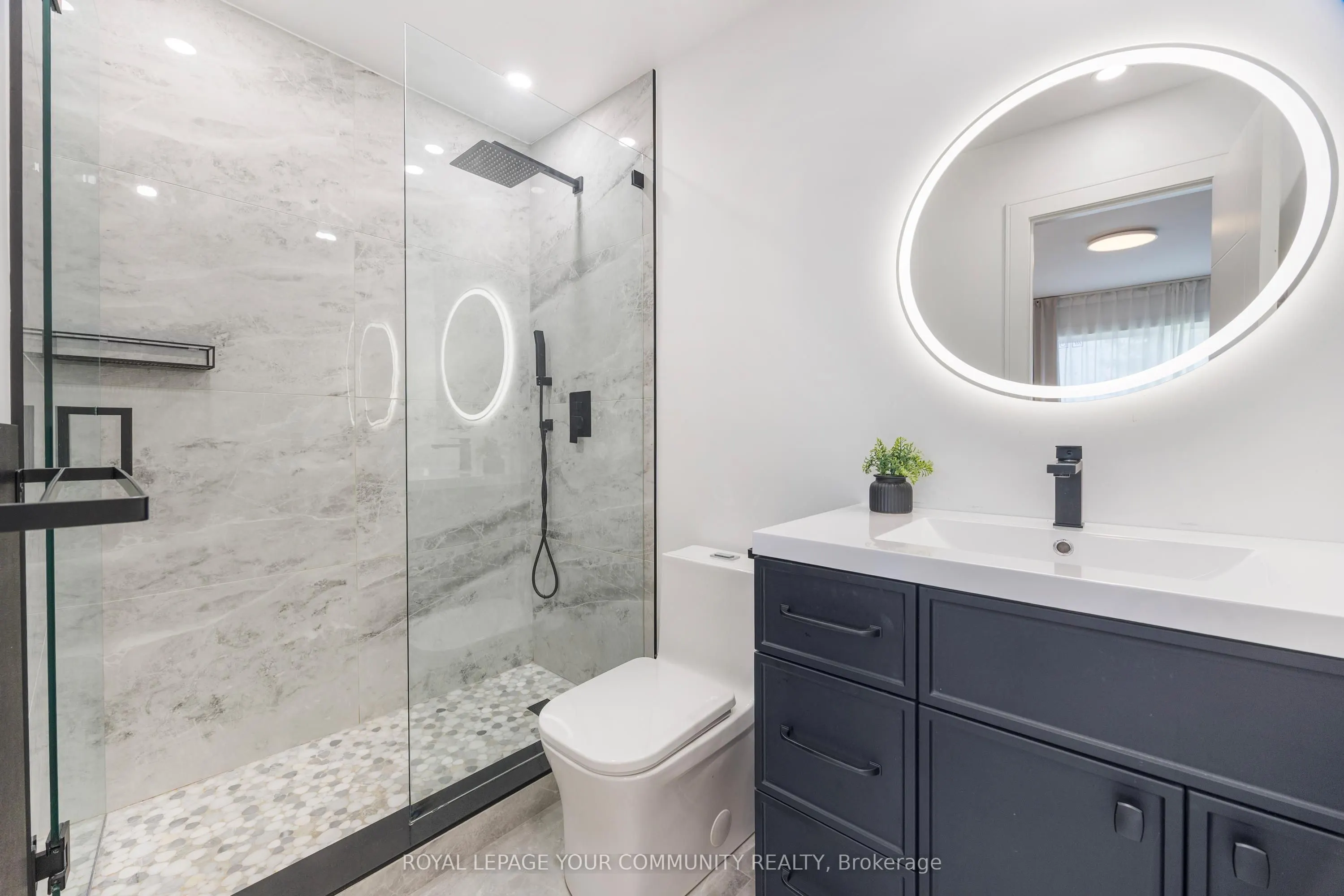 3020 Cedarglen Gate, #17