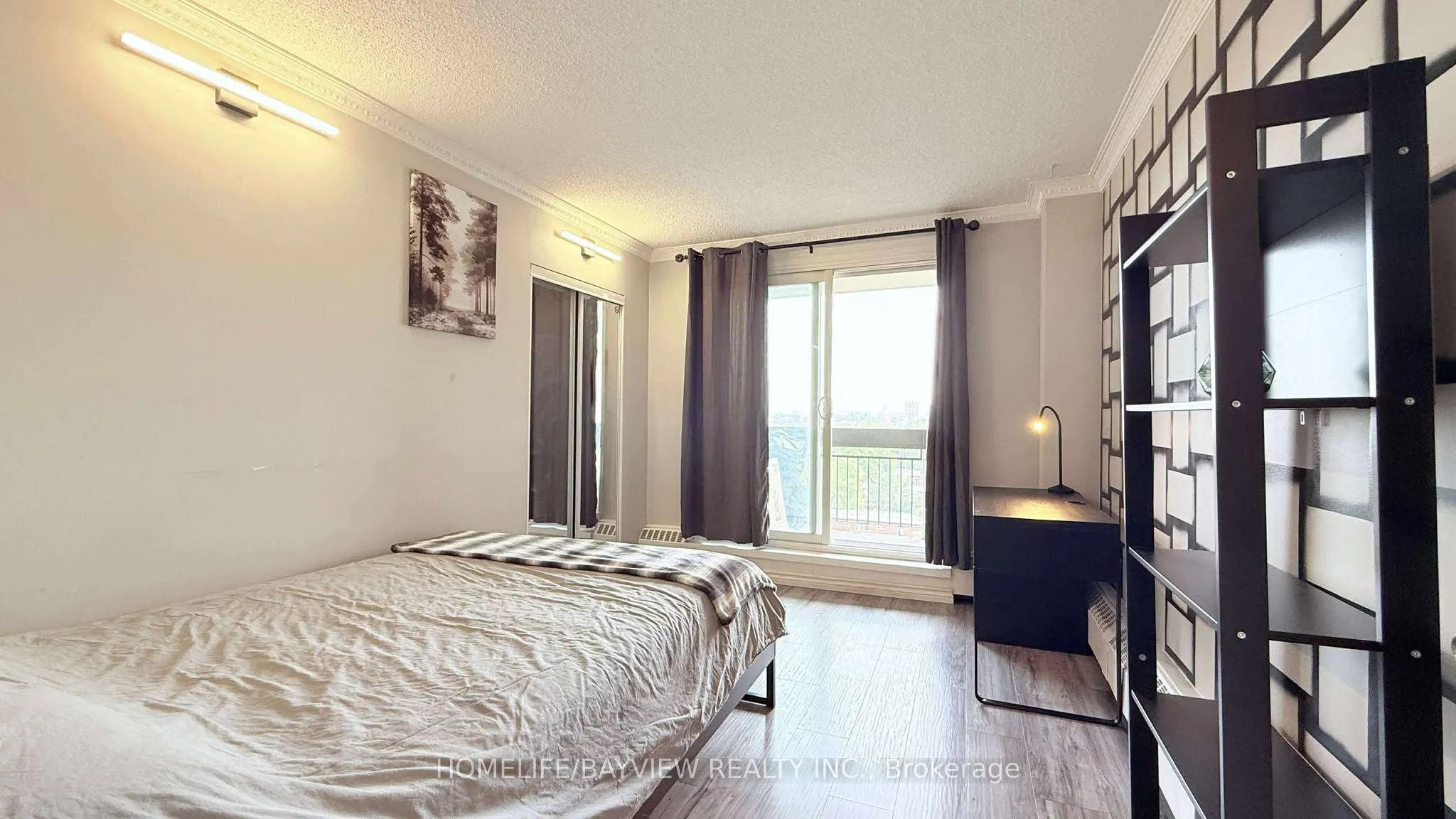 4645 Jane Street, #909