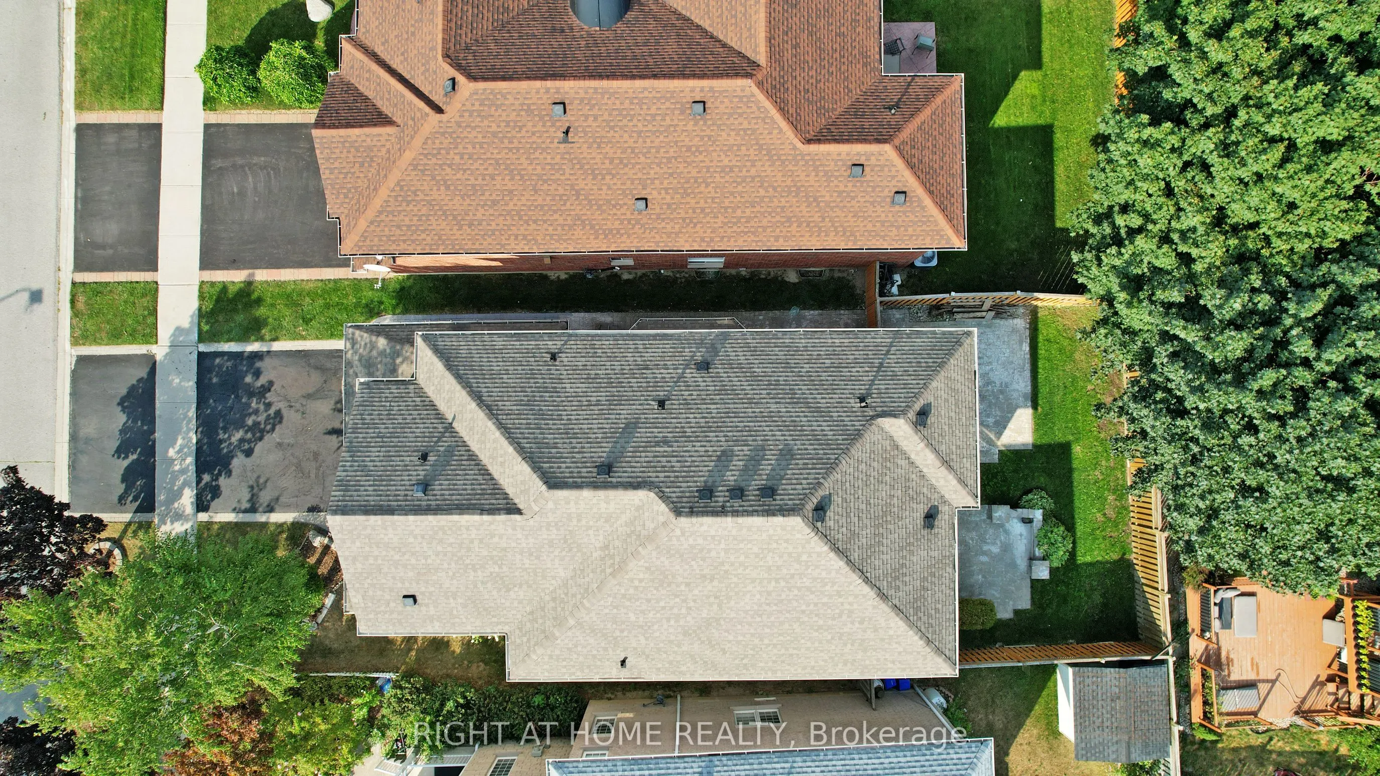 588 Warhol Way