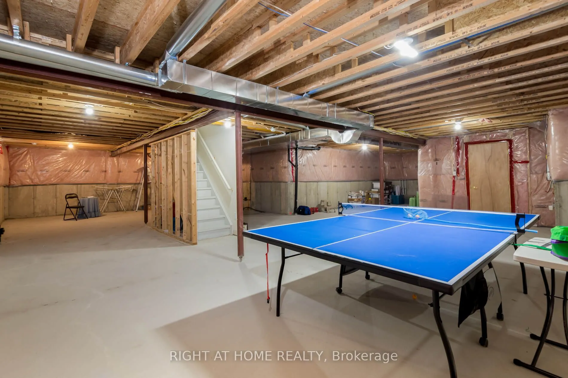 1 Sea Holly Crescent, #1