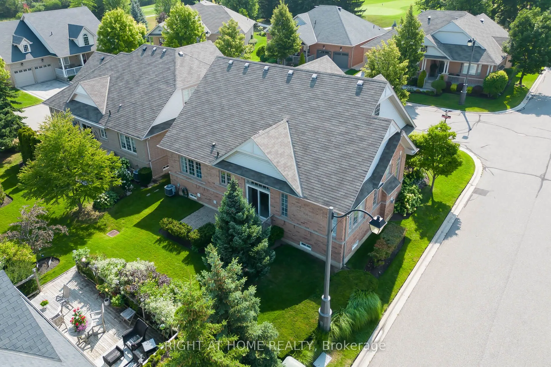 1 Sea Holly Crescent, #1
