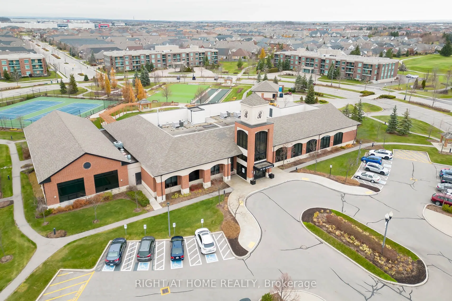 1 Sea Holly Crescent, #1