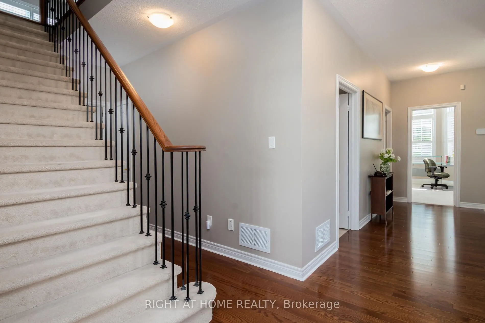 1 Sea Holly Crescent, #1