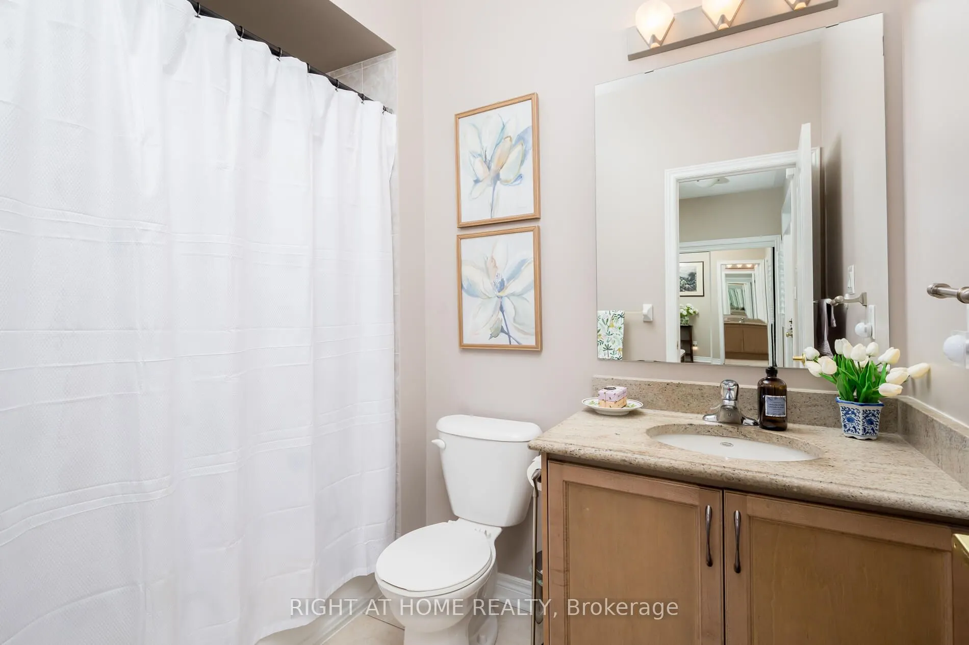 1 Sea Holly Crescent, #1