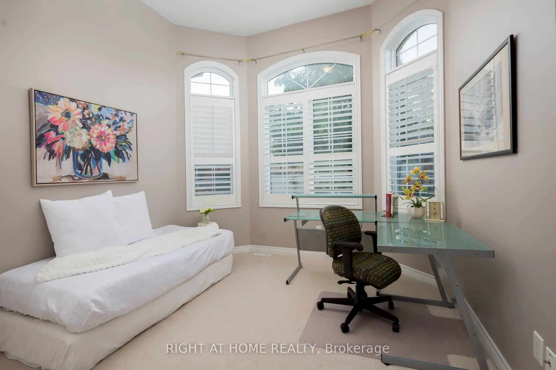 1 Sea Holly Crescent, #1