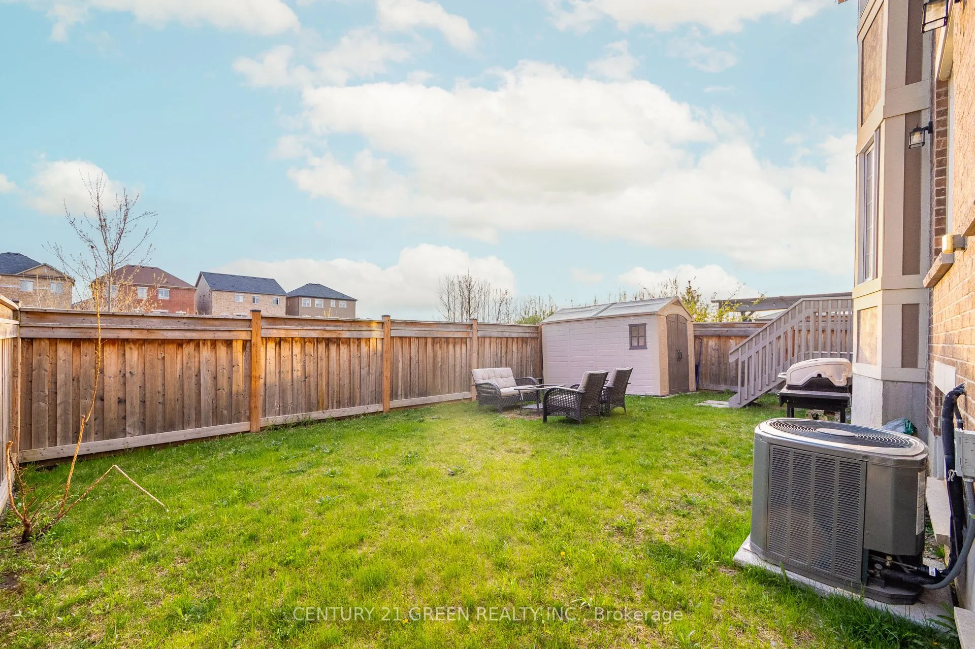 1436 Connaught Terrace