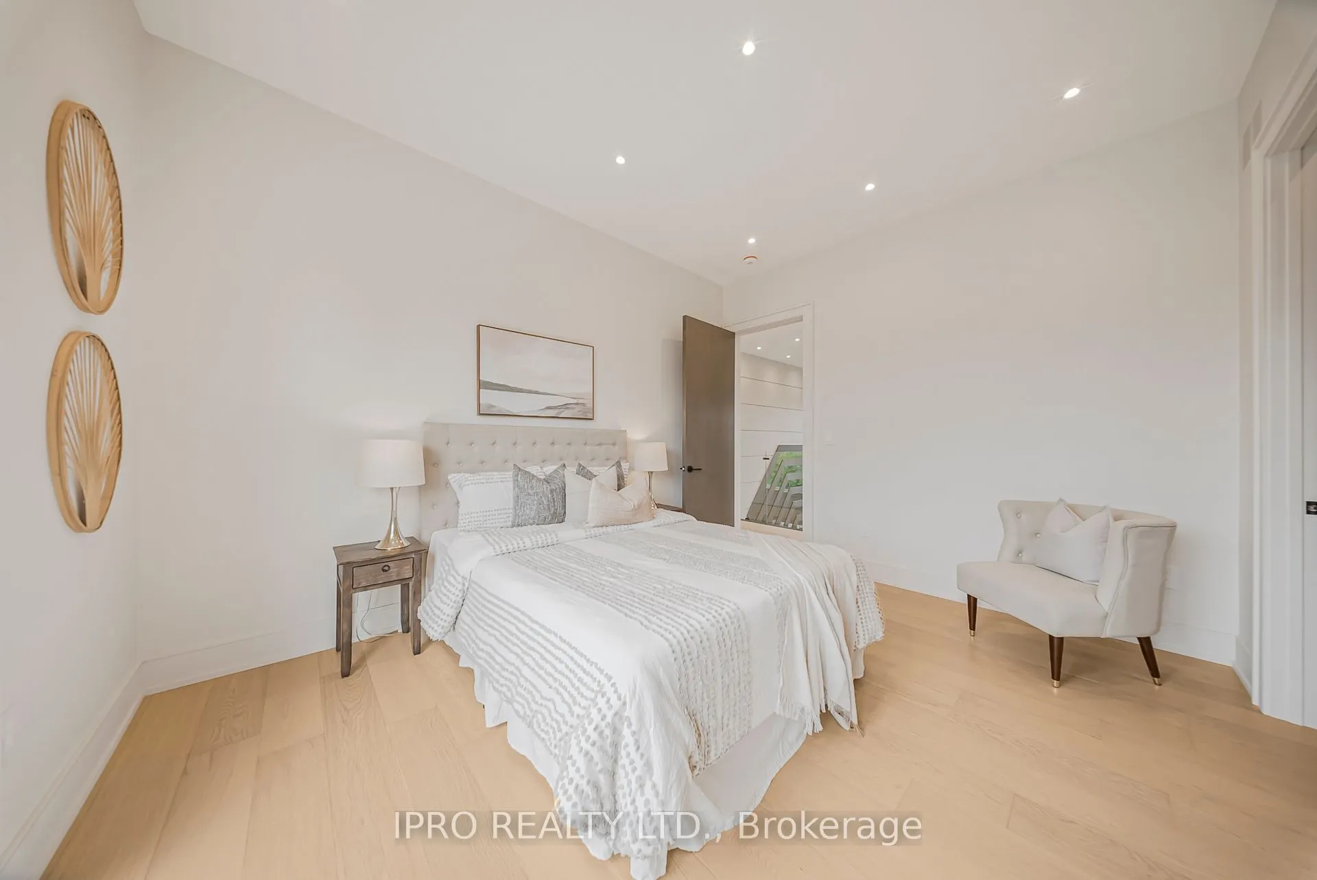 1374 Tansley Drive