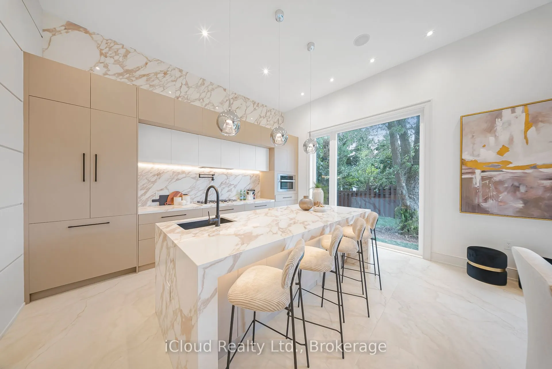 1374 Tansley Drive