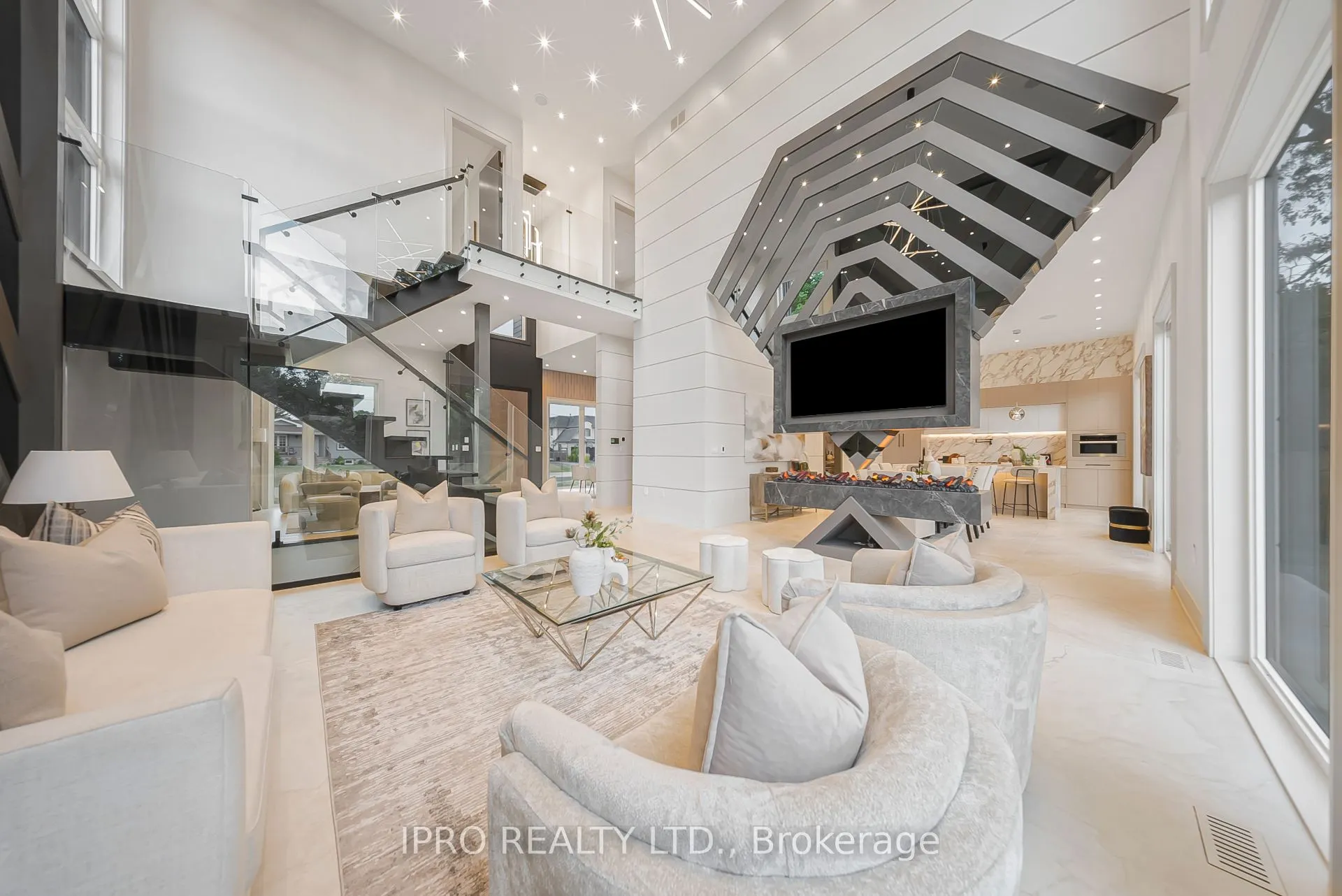 1374 Tansley Drive