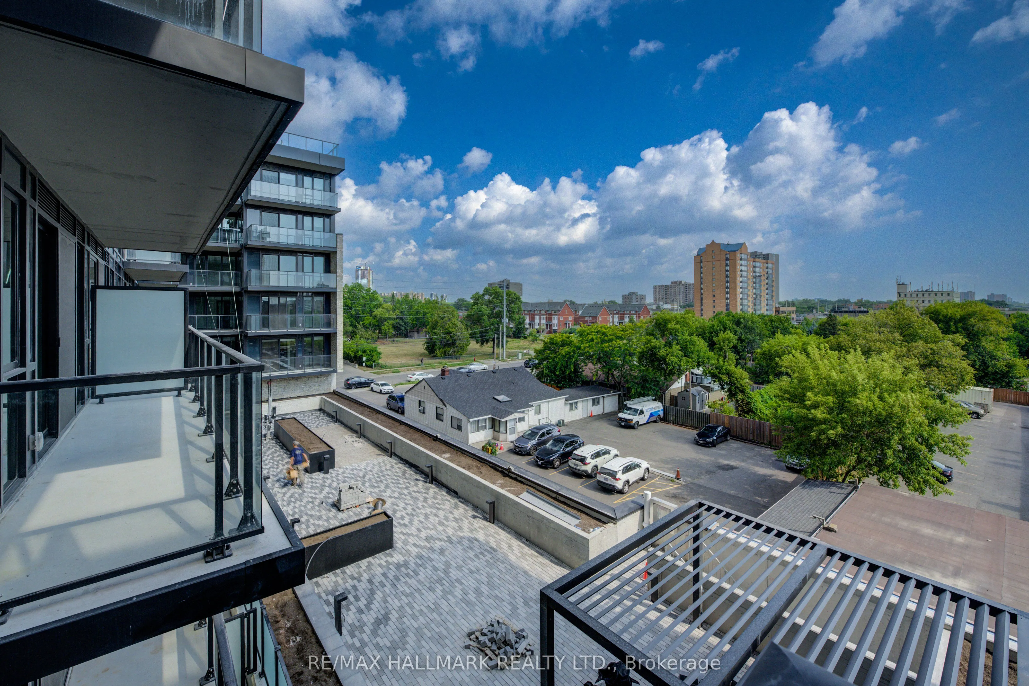 3009 Novar Road, #401