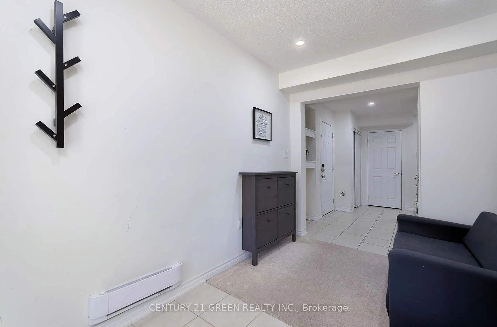 526 Allport Gate