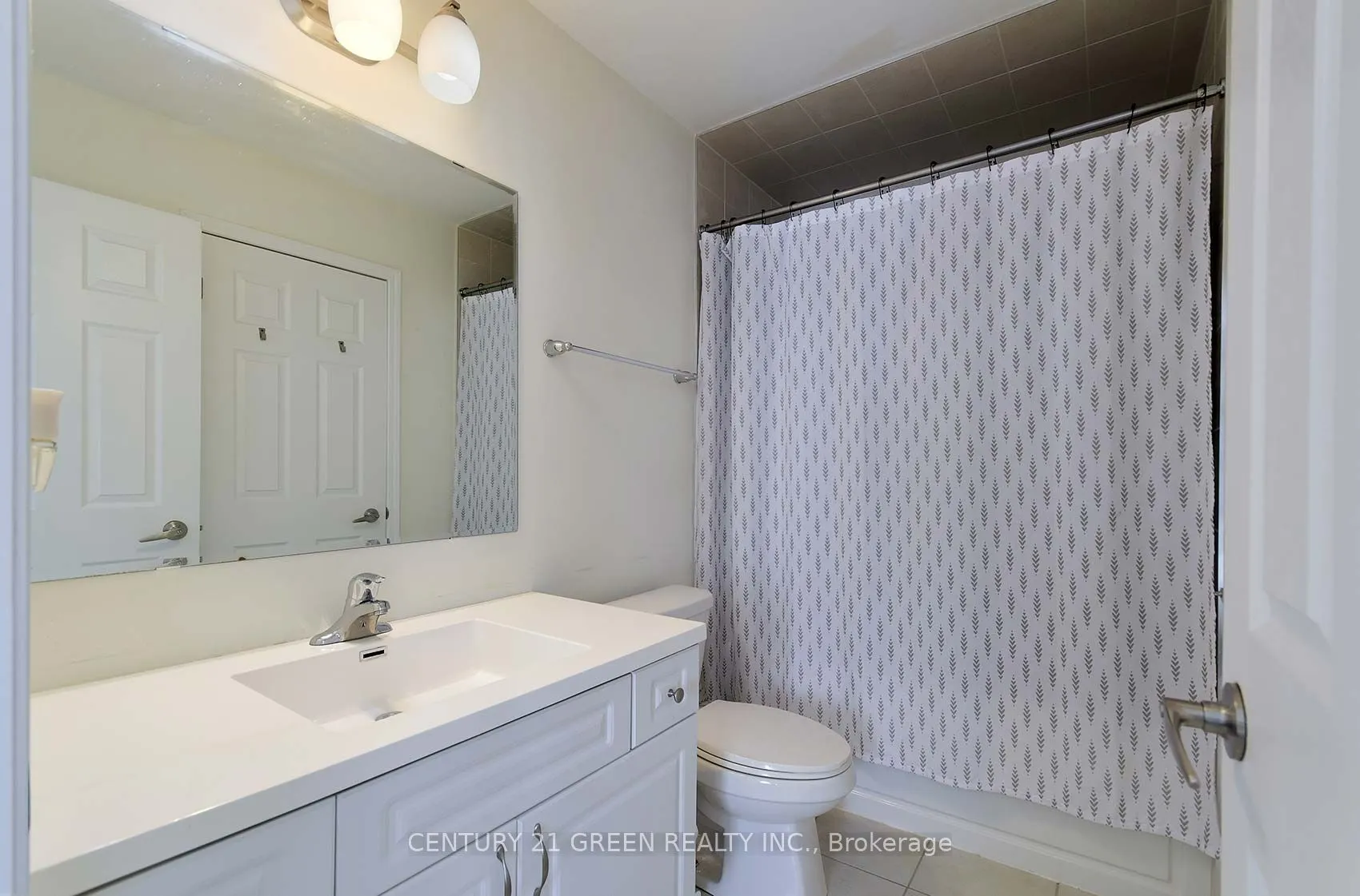 526 Allport Gate
