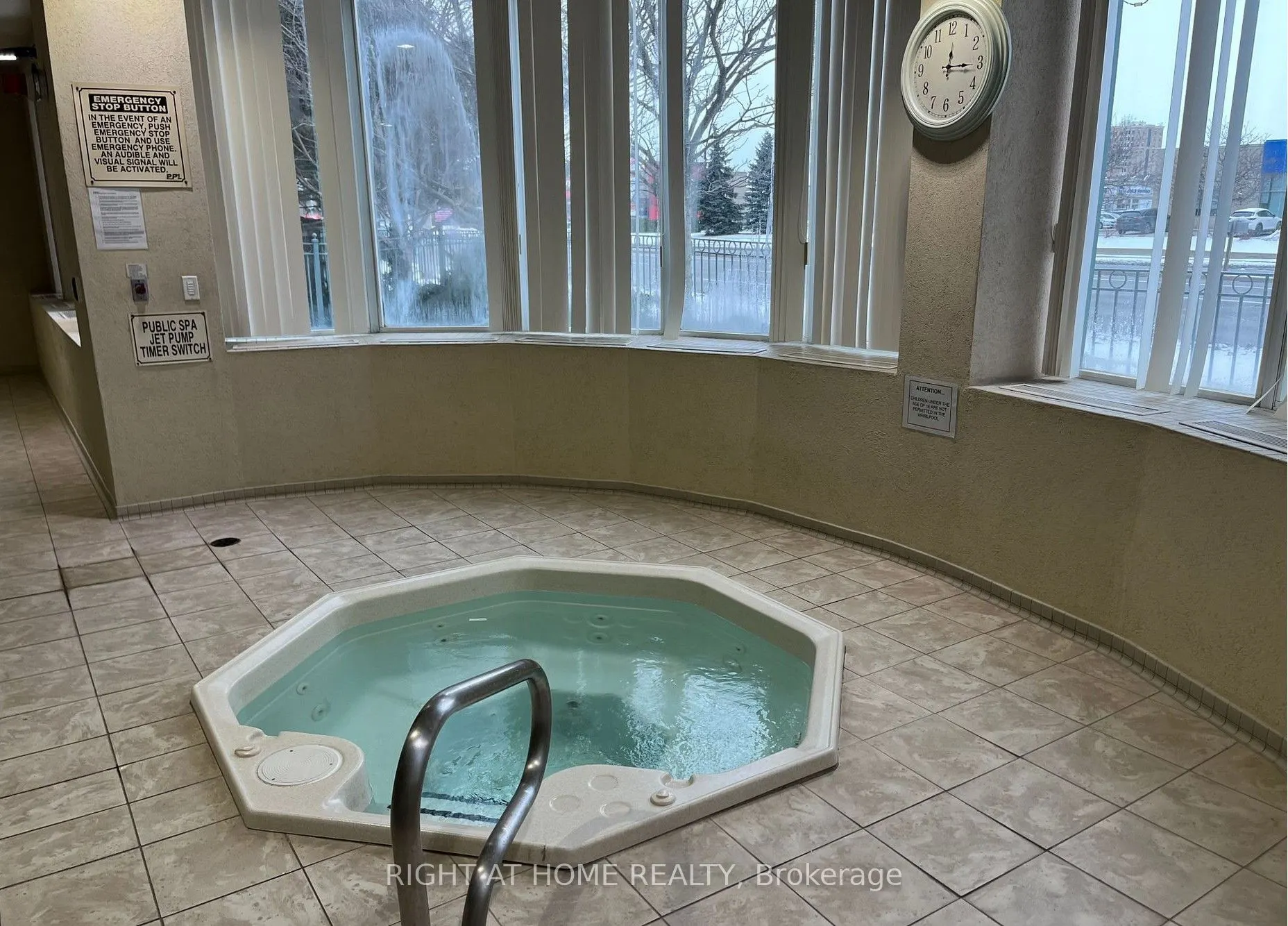 4900 Glen Erin Drive, #509