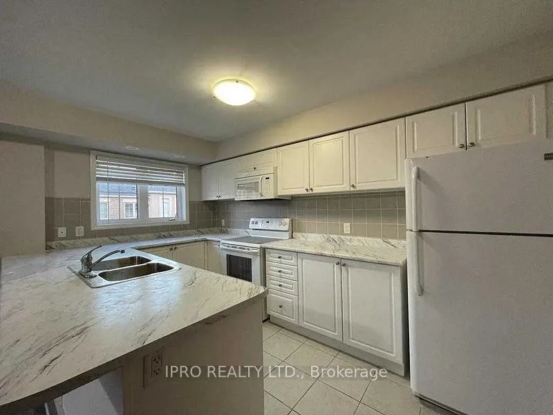 2441 Greenwich Drive, #120