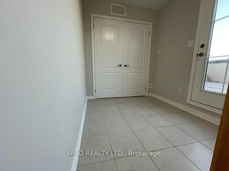 2441 Greenwich Drive, #120