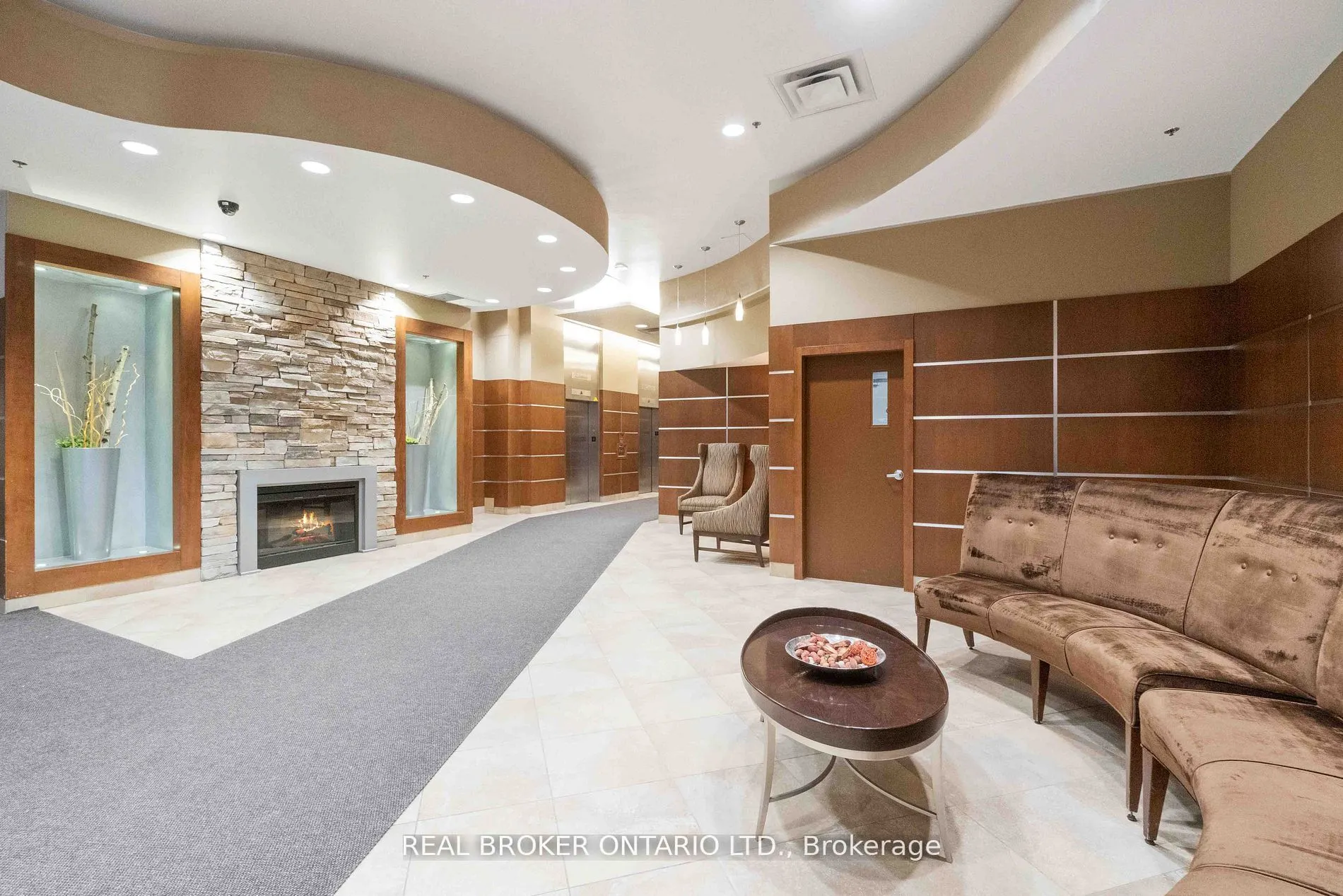 2 Fieldway Road, #1211