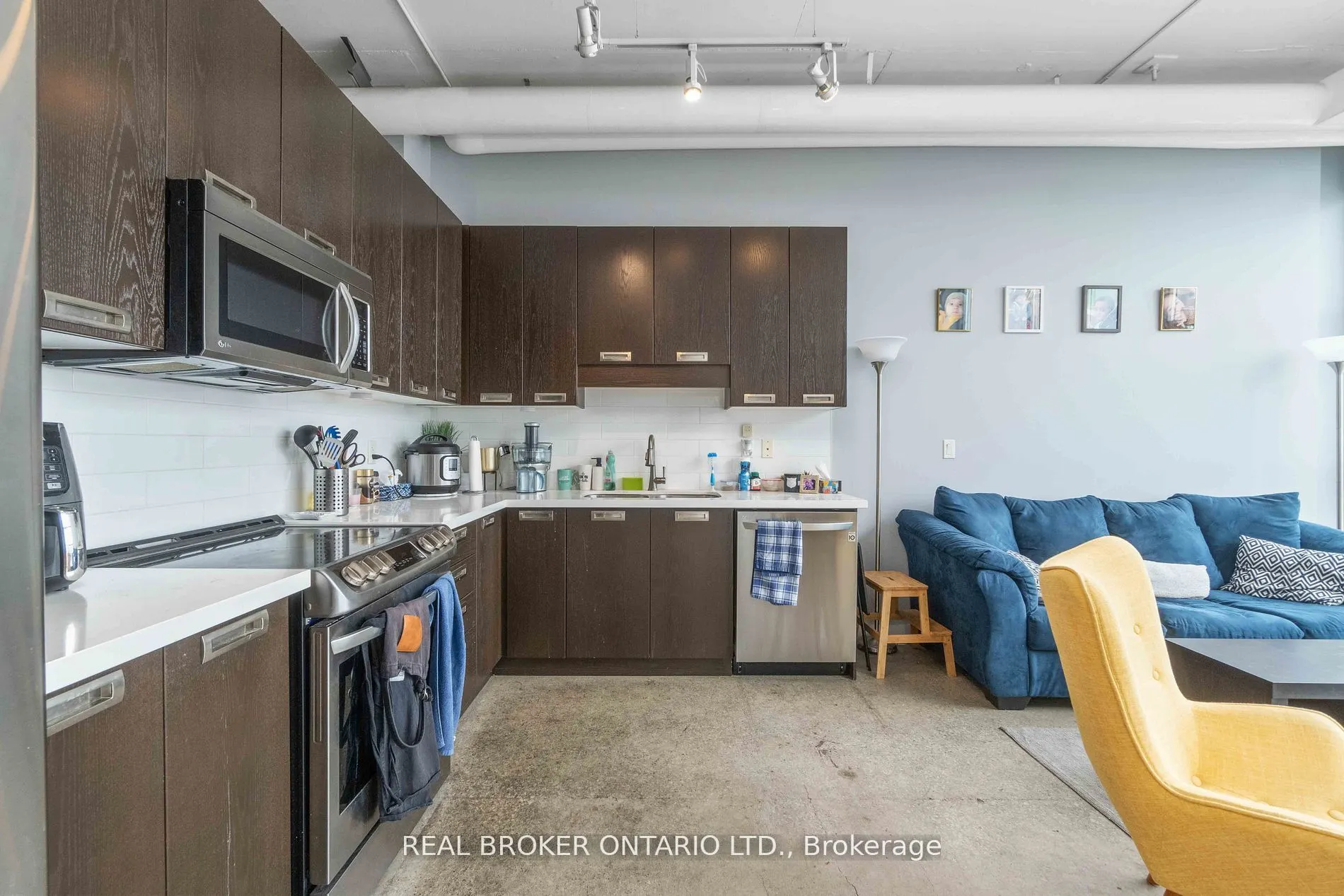 2 Fieldway Road, #1211