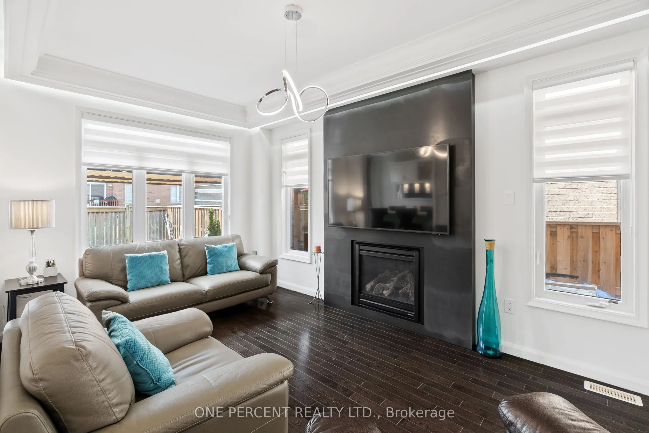 6 Duffel Crescent